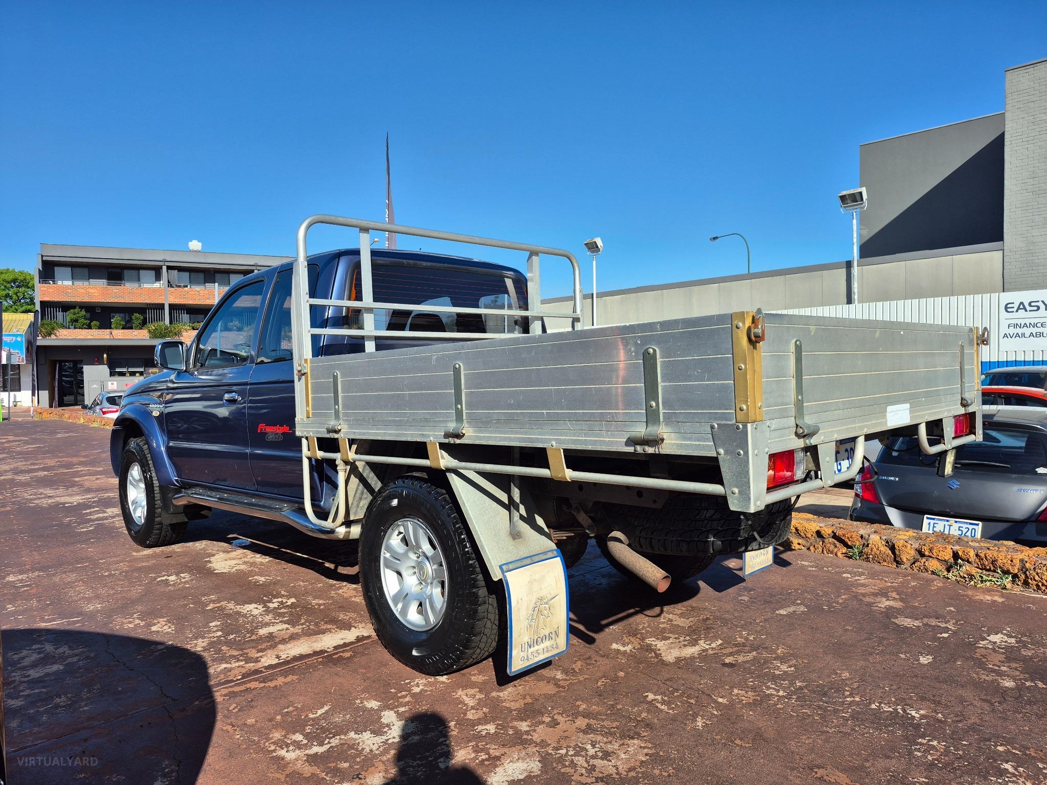 MAZDA BRAVO AUTO 4X4