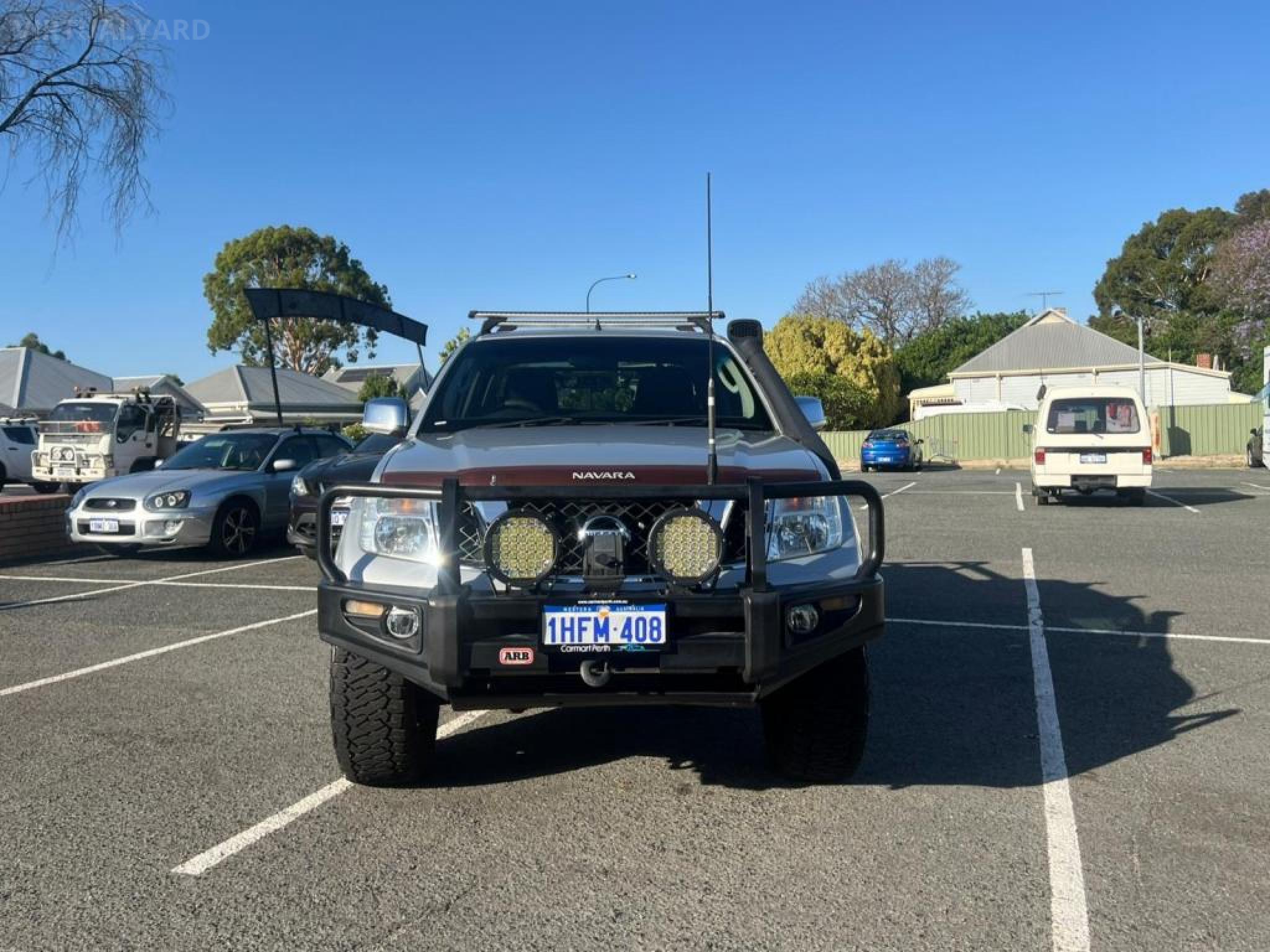 NISSAN NAVARA