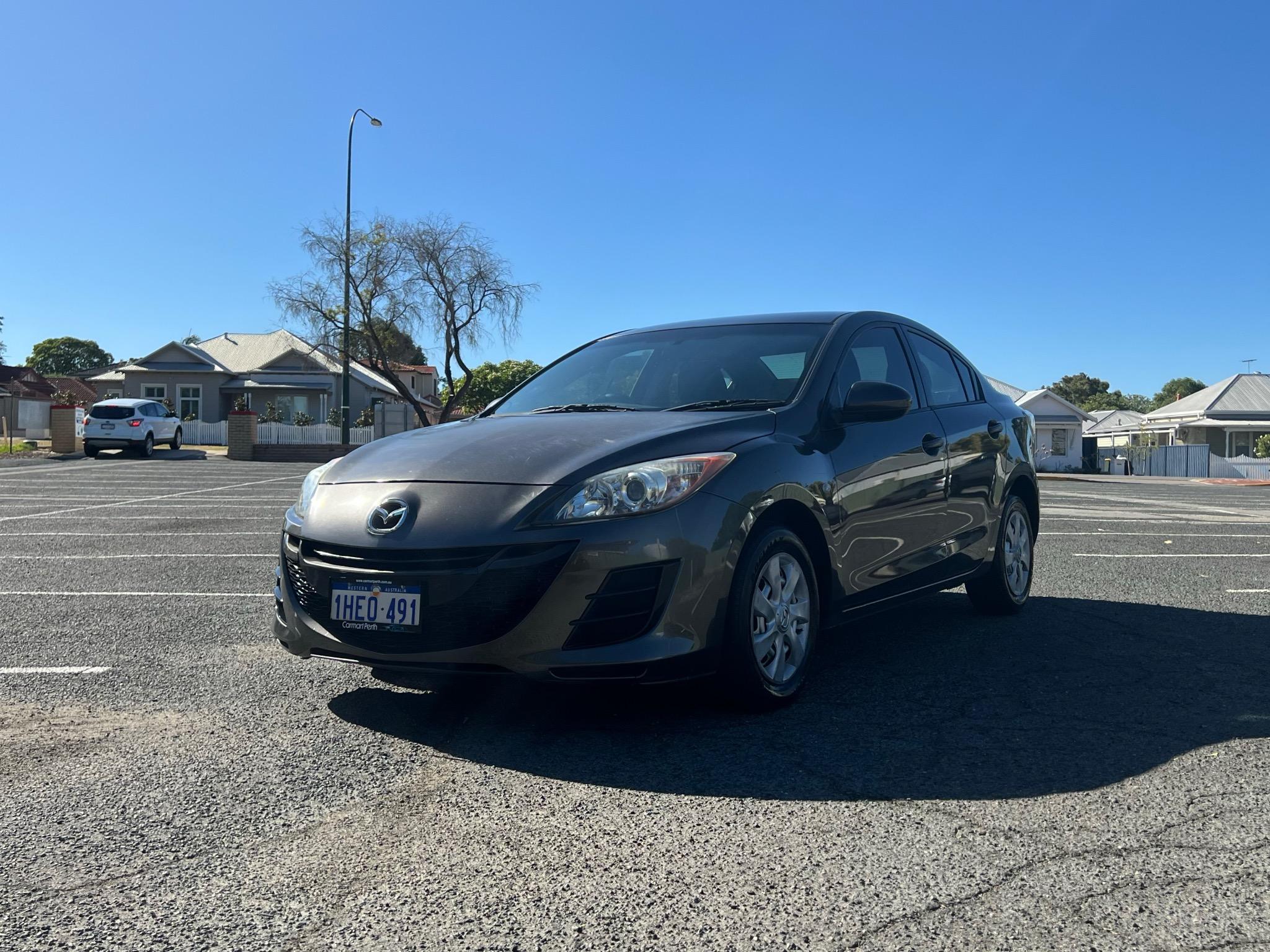 MAZDA MAZDA3