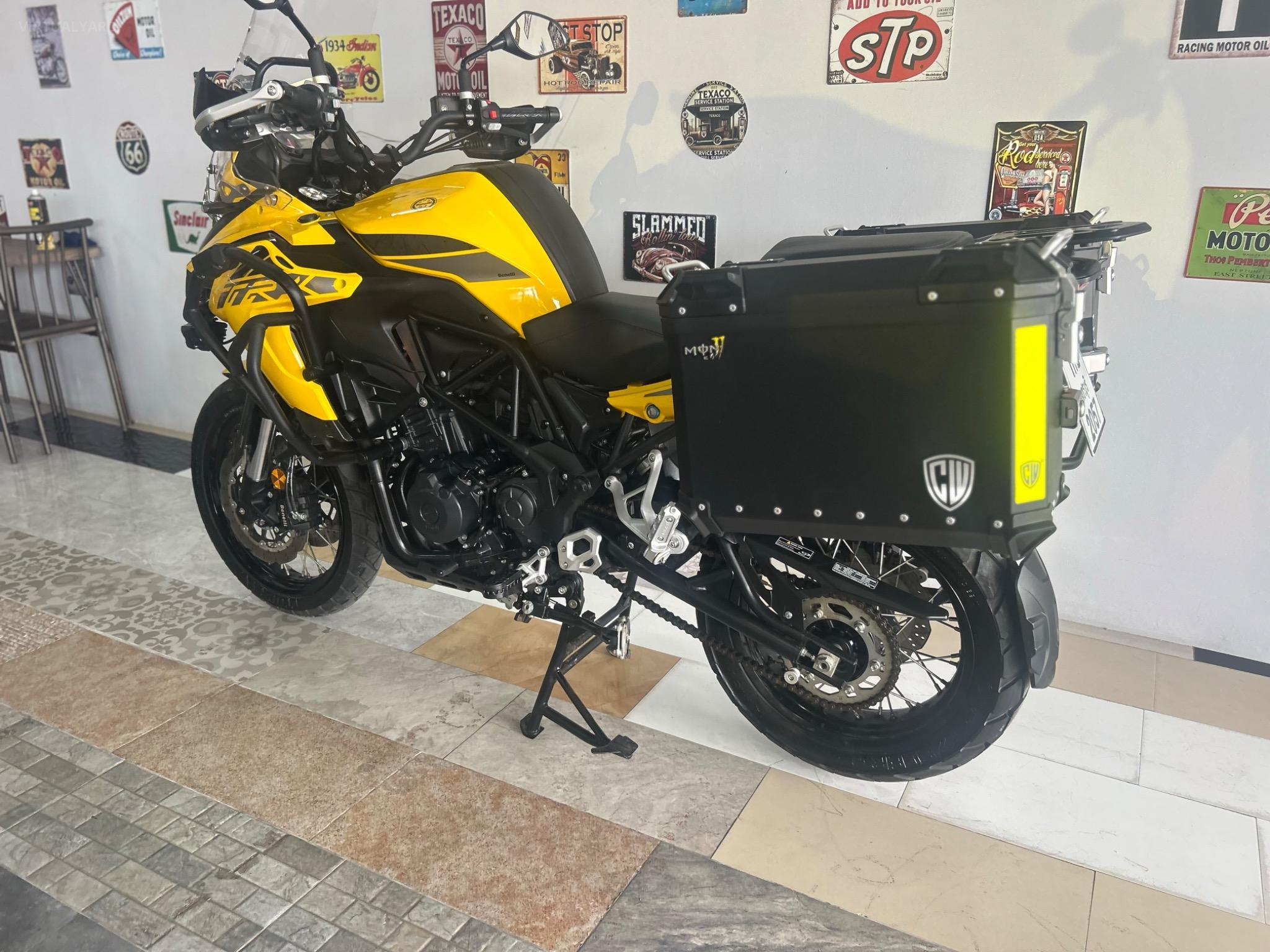 BENELLI TRK 502X ABS