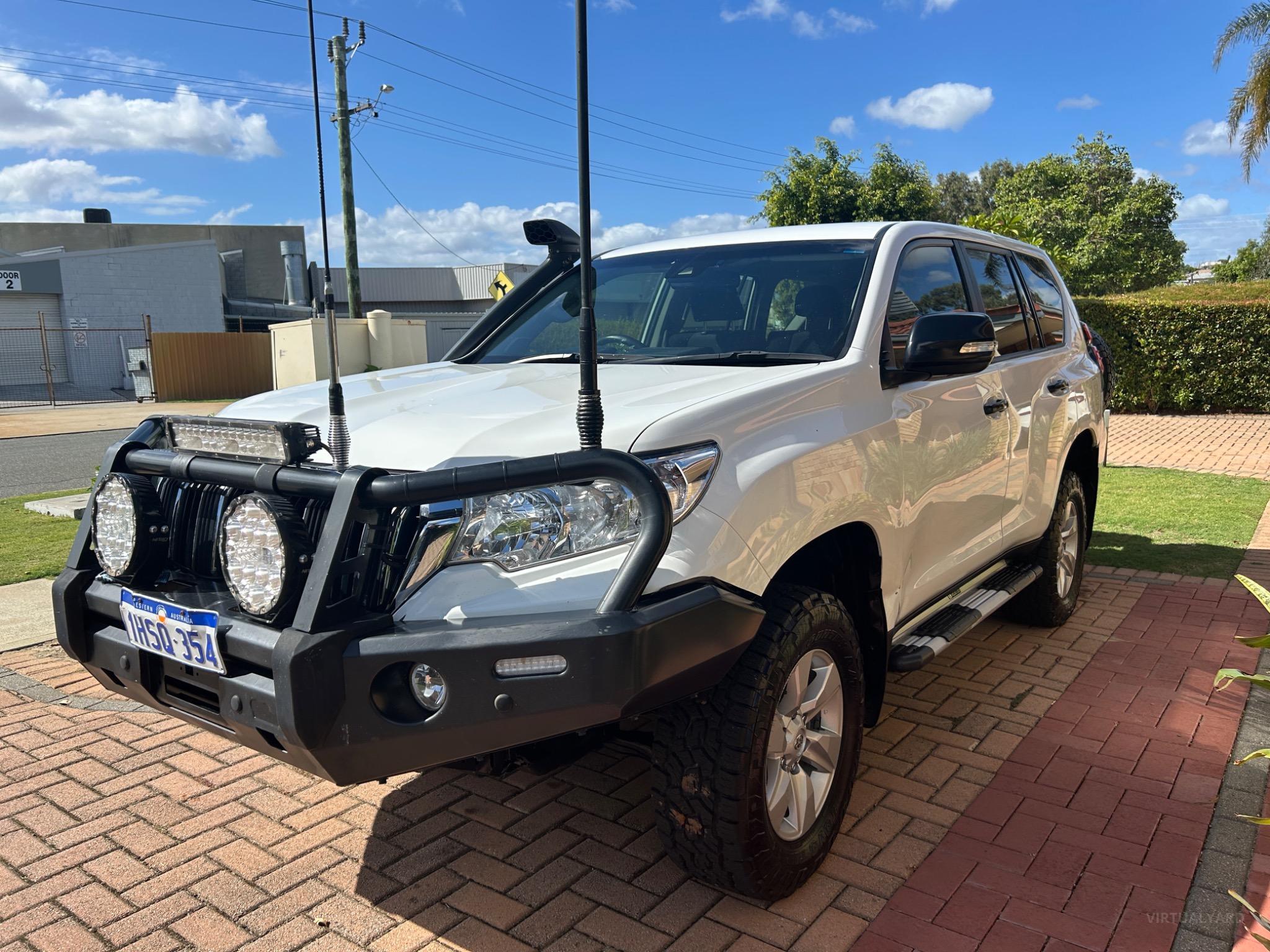 TOYOTA LANDCRUISER PRADO