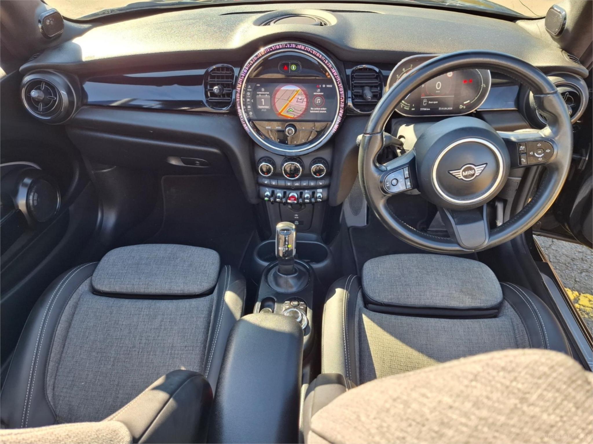 2023 MINI CONVERTIBLE F57 LCI-2 COOPER CLASSIC CONVERTIBLE 2DR D-CT 7SP 1.5T image 12