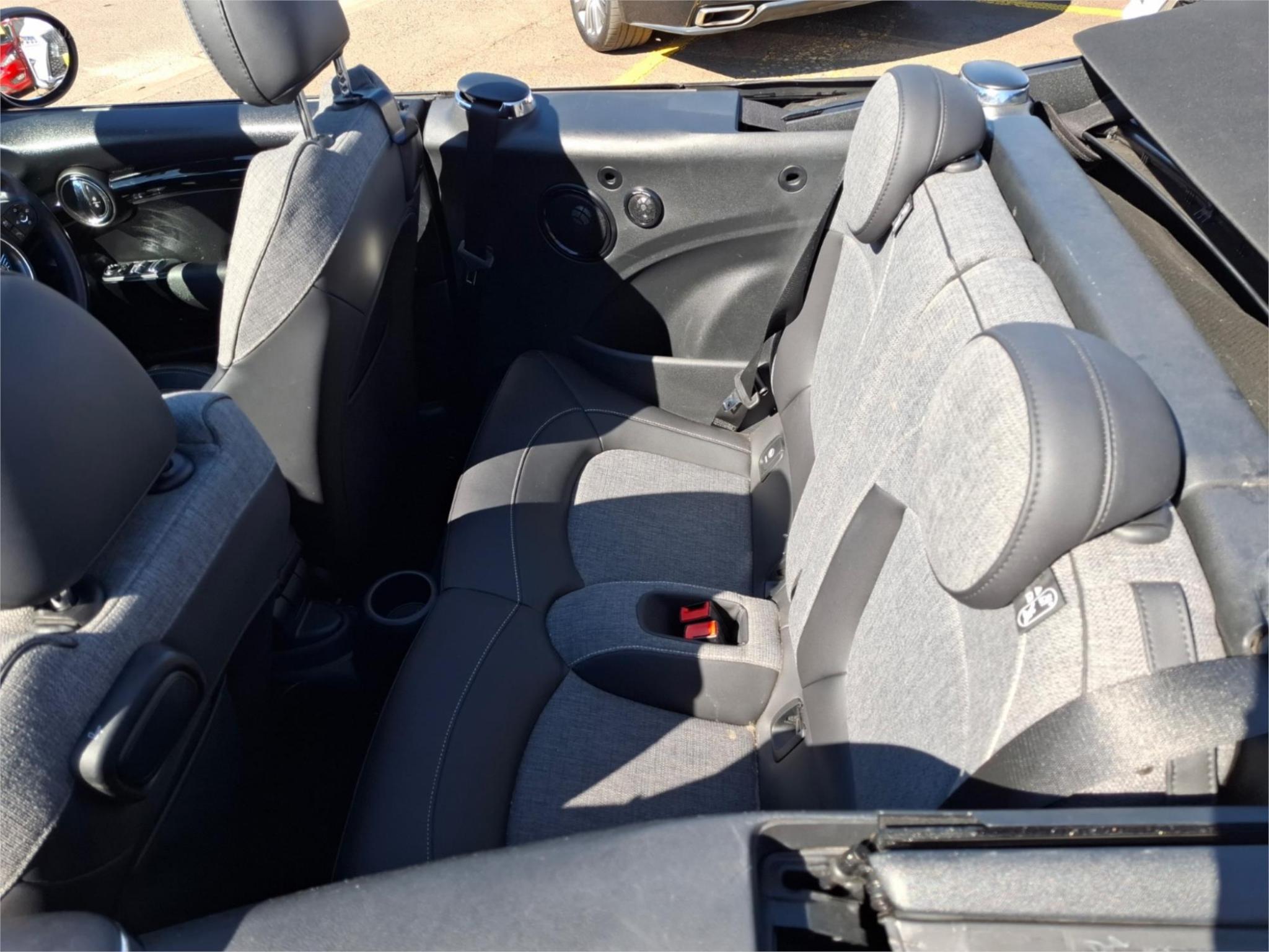 2023 MINI CONVERTIBLE F57 LCI-2 COOPER CLASSIC CONVERTIBLE 2DR D-CT 7SP 1.5T image 22