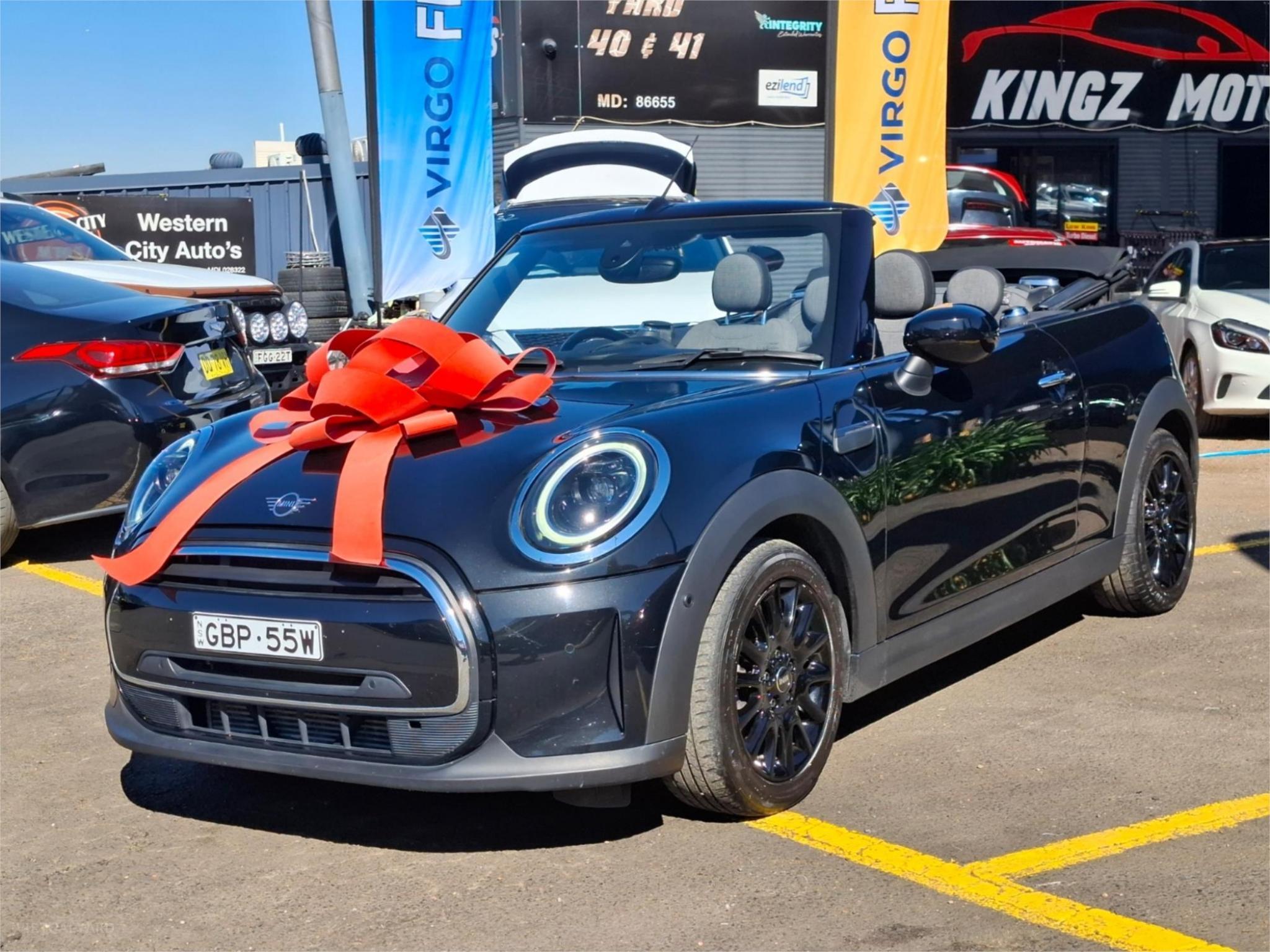 2023 MINI CONVERTIBLE F57 LCI-2 COOPER CLASSIC CONVERTIBLE 2DR D-CT 7SP 1.5T image 3