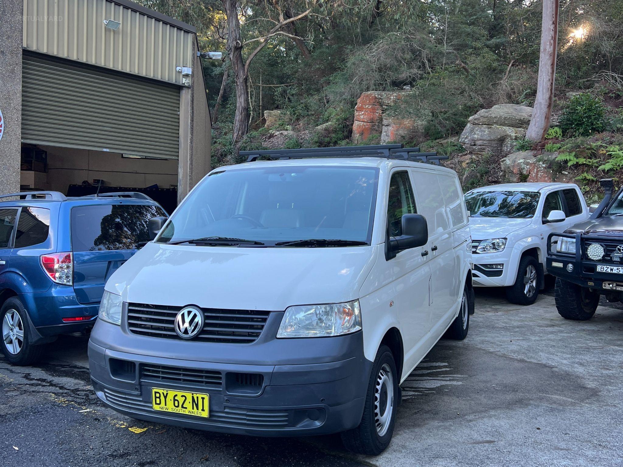 VOLKSWAGEN TRANSPORTER