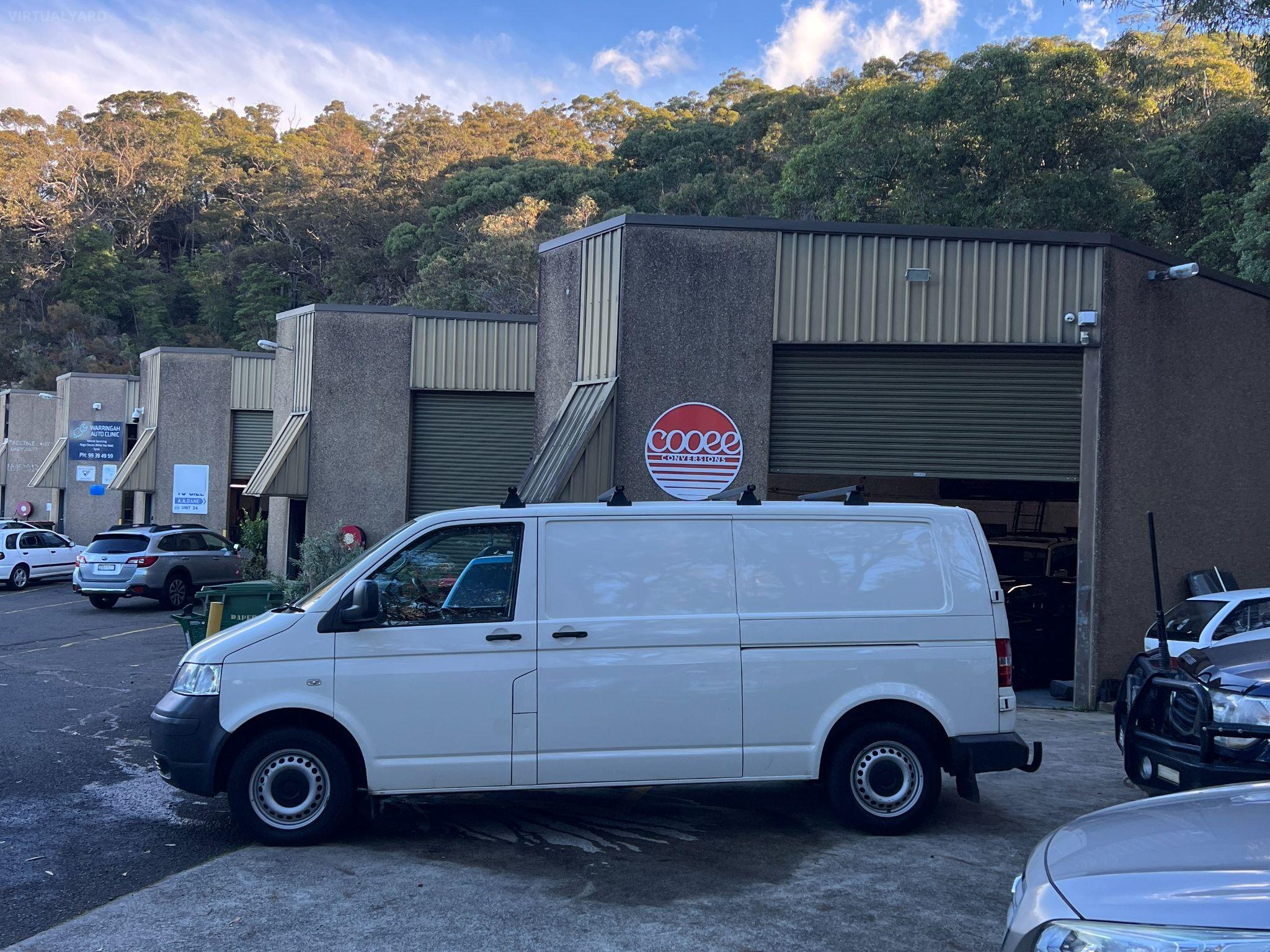 VOLKSWAGEN TRANSPORTER