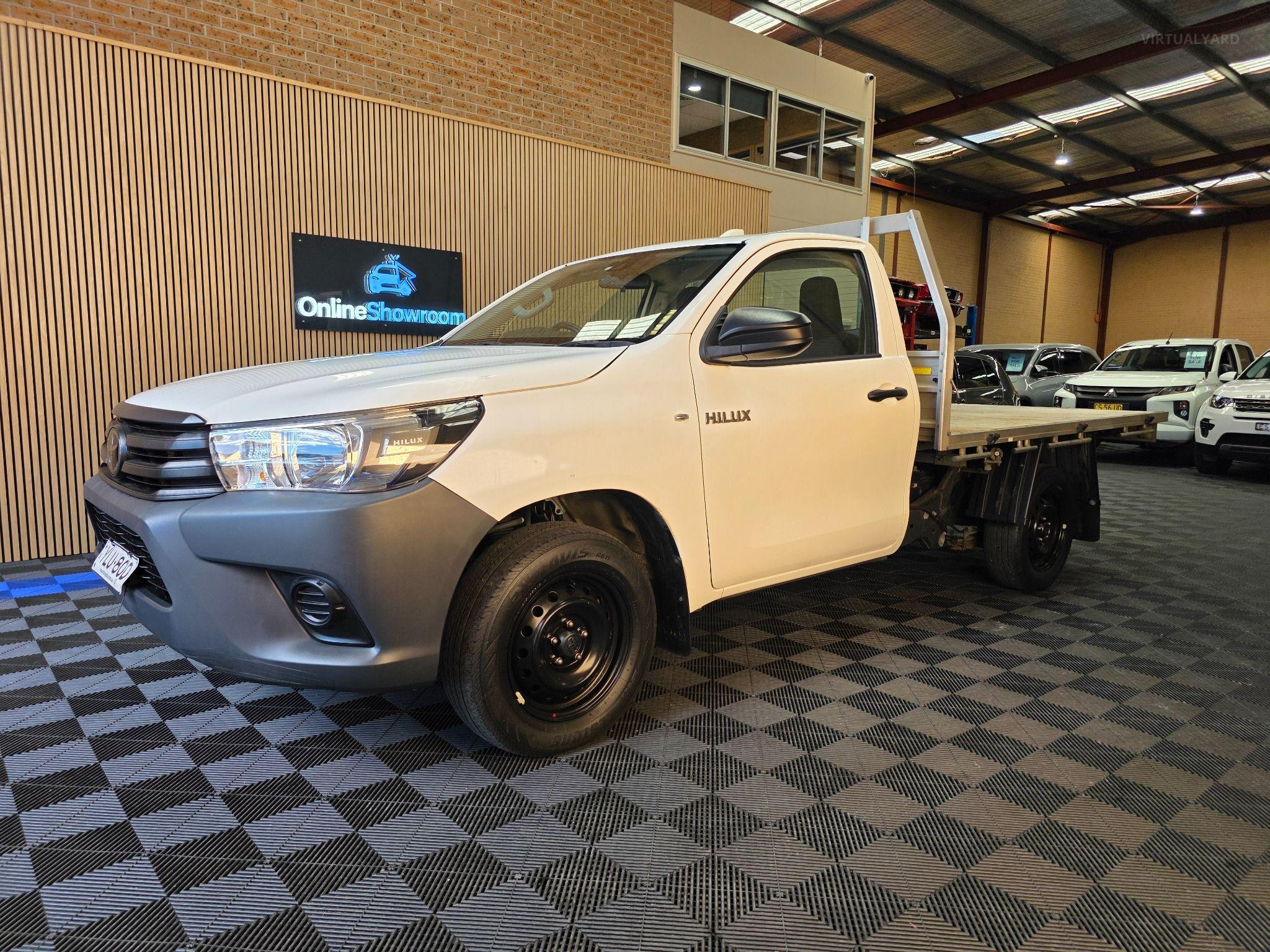TOYOTA HILUX
