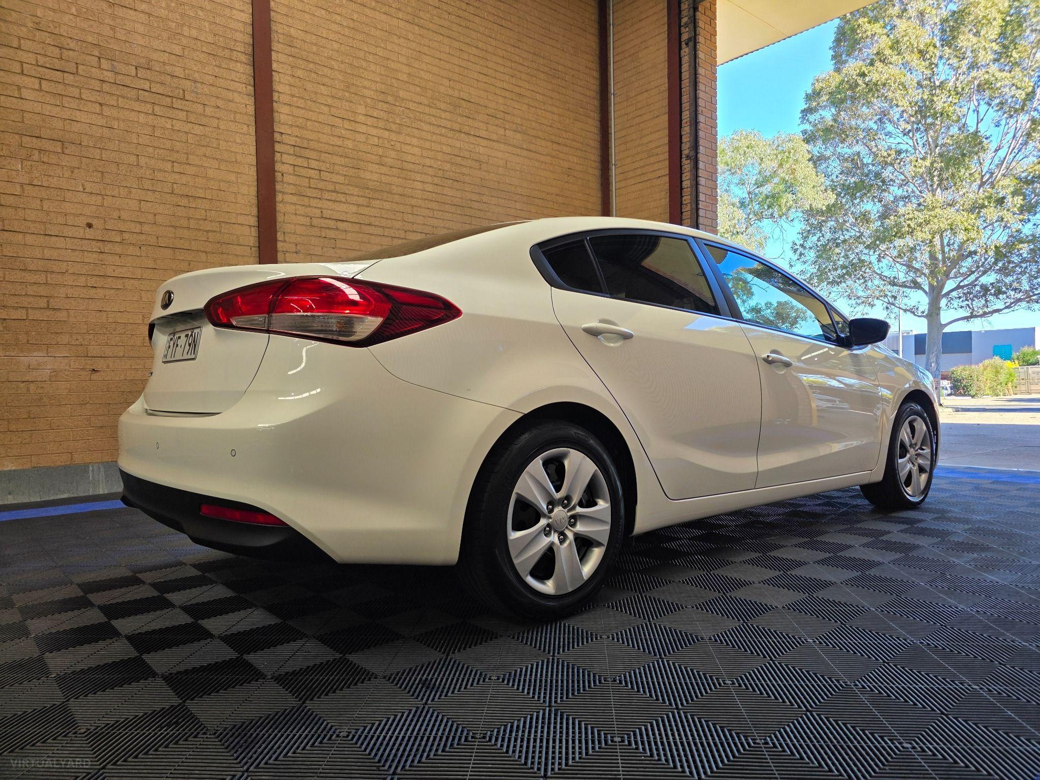 KIA CERATO