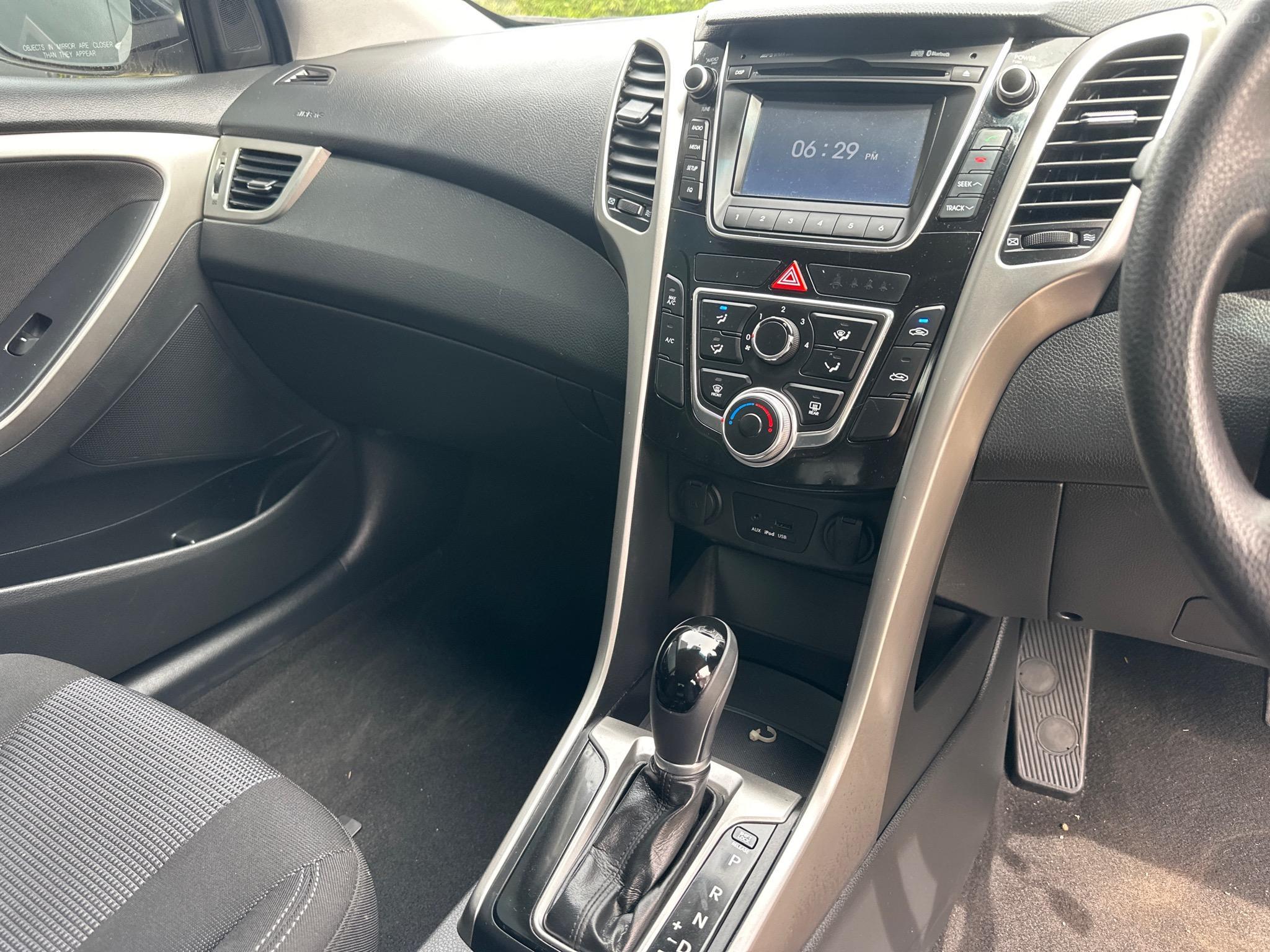 HYUNDAI I30 GD ACTIVE HATCHBACK 5DR SPTS AUTO 6SP 1.8I image 11