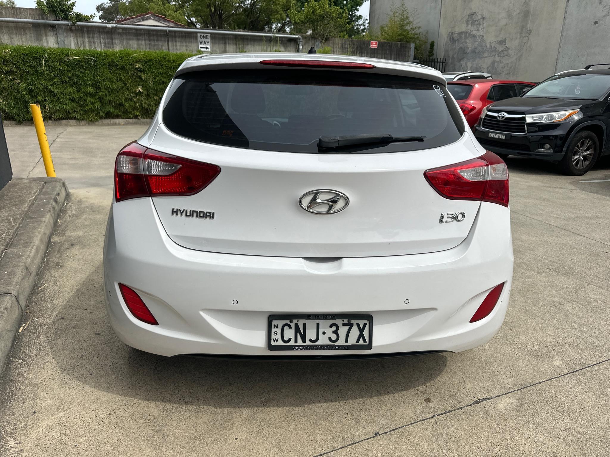 HYUNDAI I30 GD ACTIVE HATCHBACK 5DR SPTS AUTO 6SP 1.8I image 17