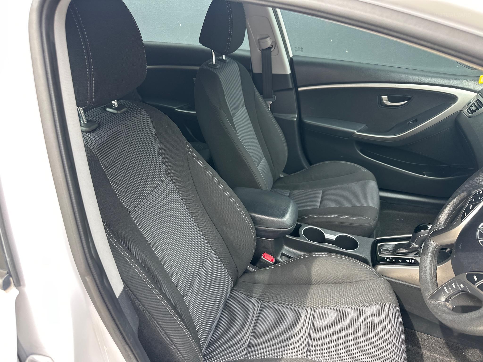 HYUNDAI I30 GD ACTIVE HATCHBACK 5DR SPTS AUTO 6SP 1.8I image 9