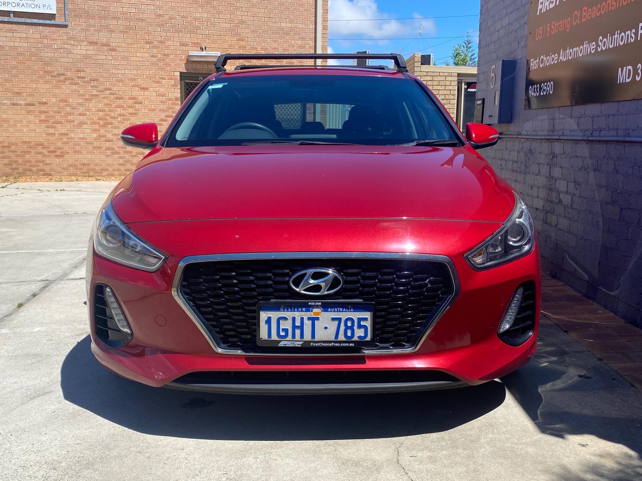 HYUNDAI i30