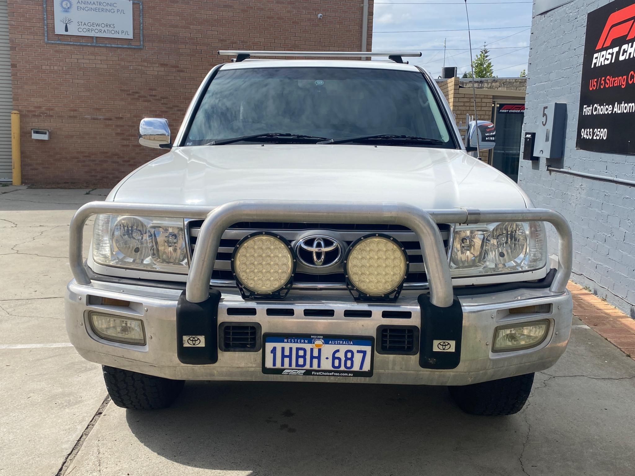 TOYOTA LANDCRUISER