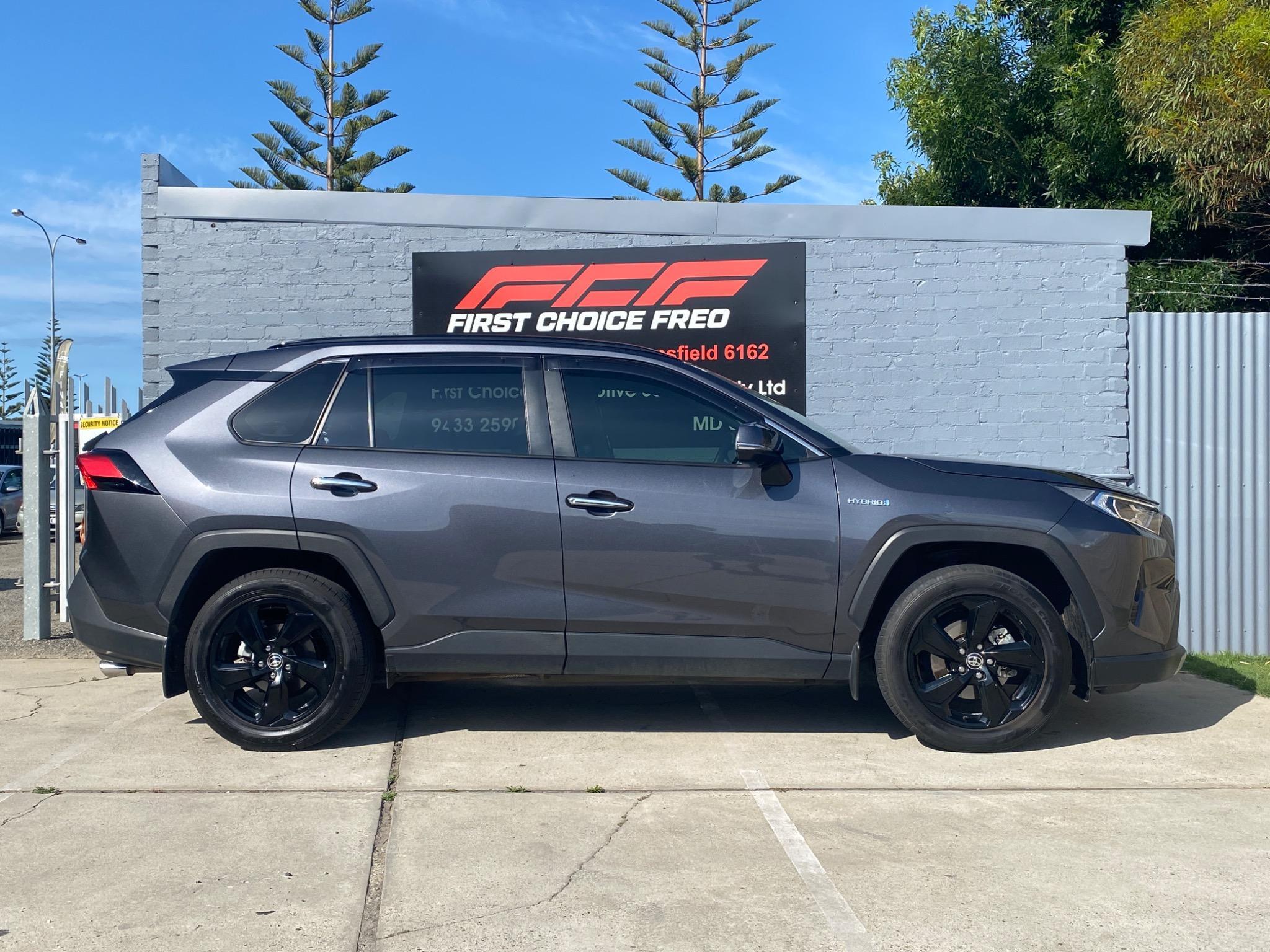 TOYOTA RAV4