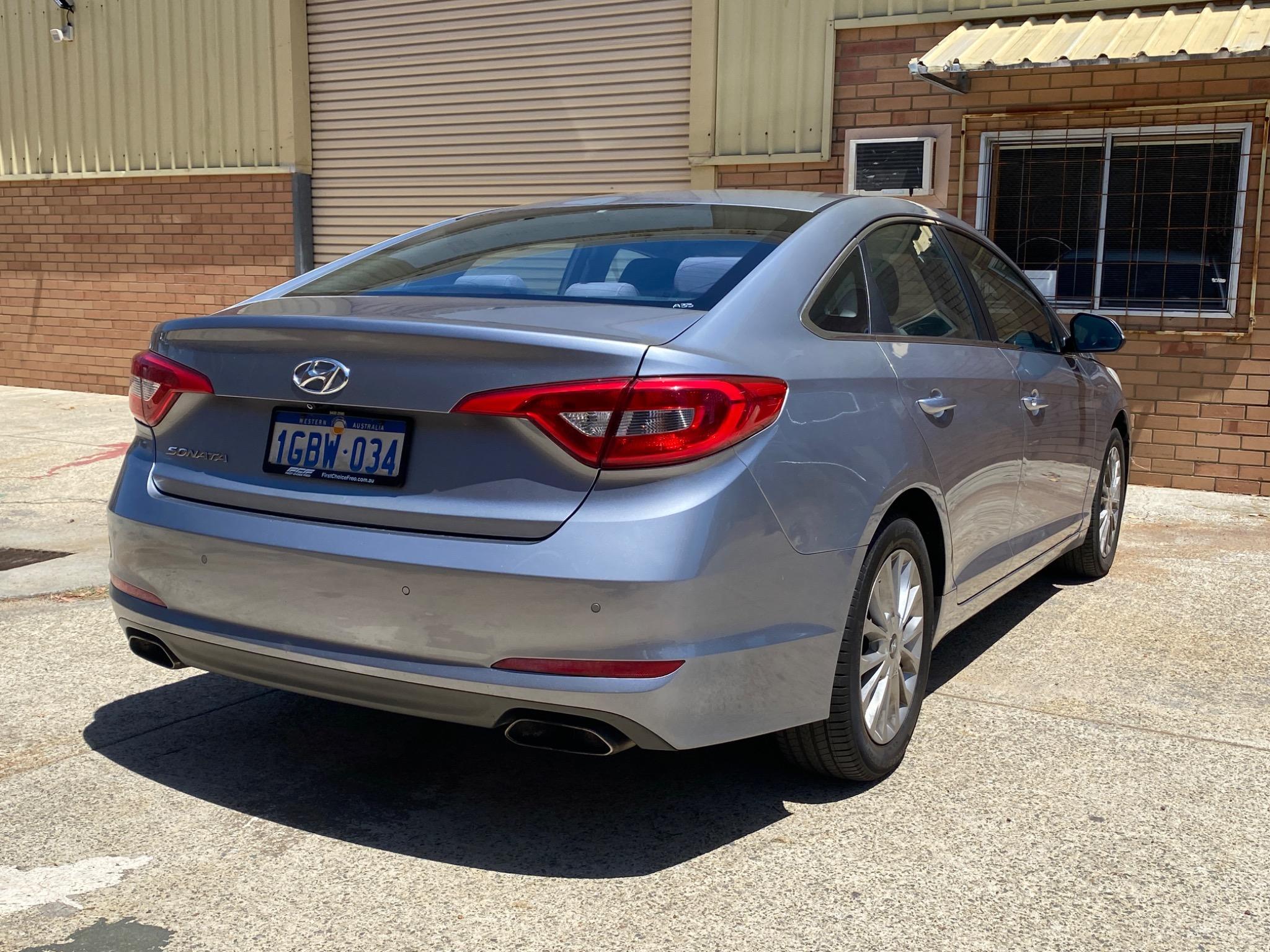 HYUNDAI SONATA