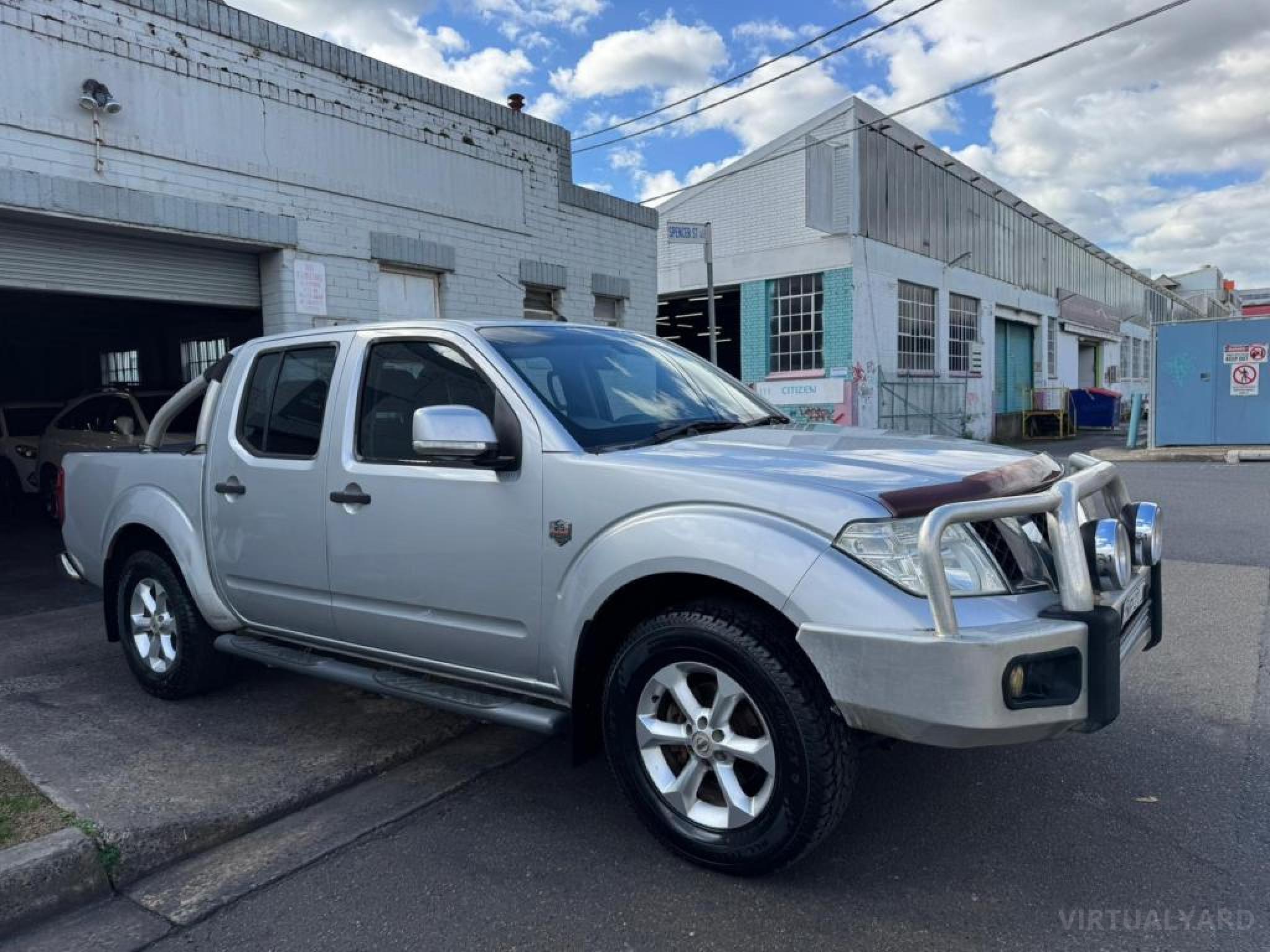 NISSAN NAVARA