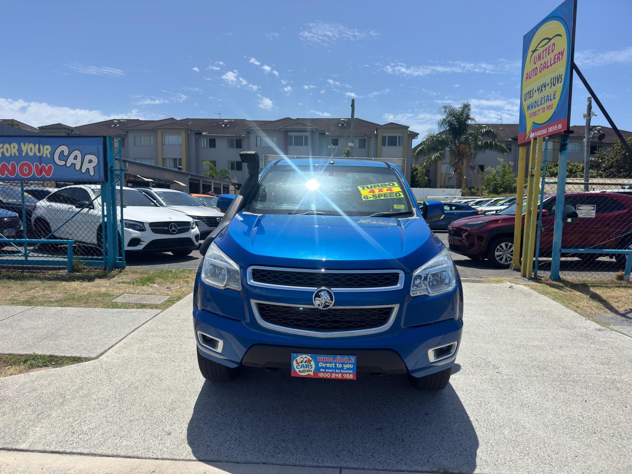 HOLDEN COLORADO