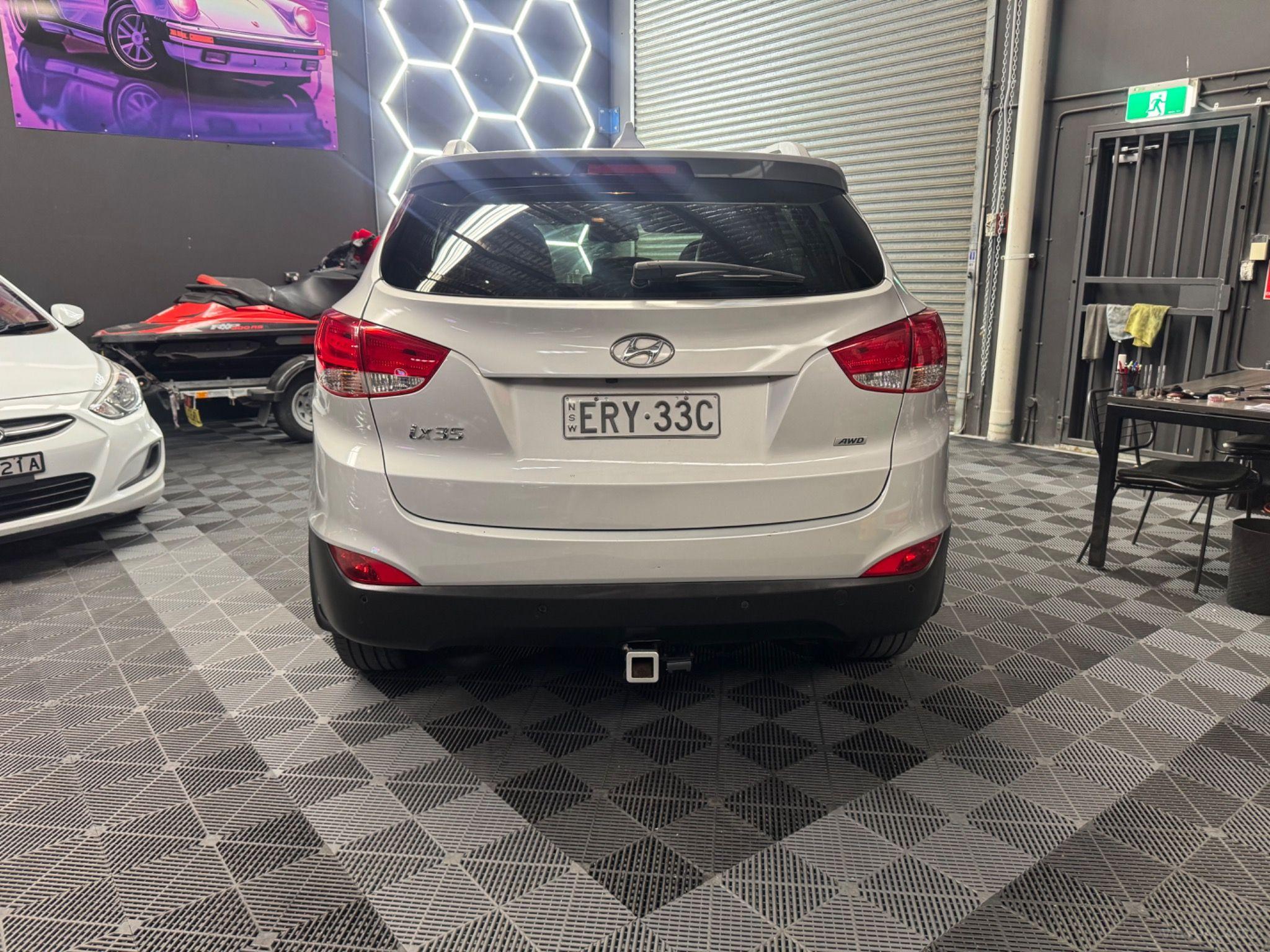 HYUNDAI iX35