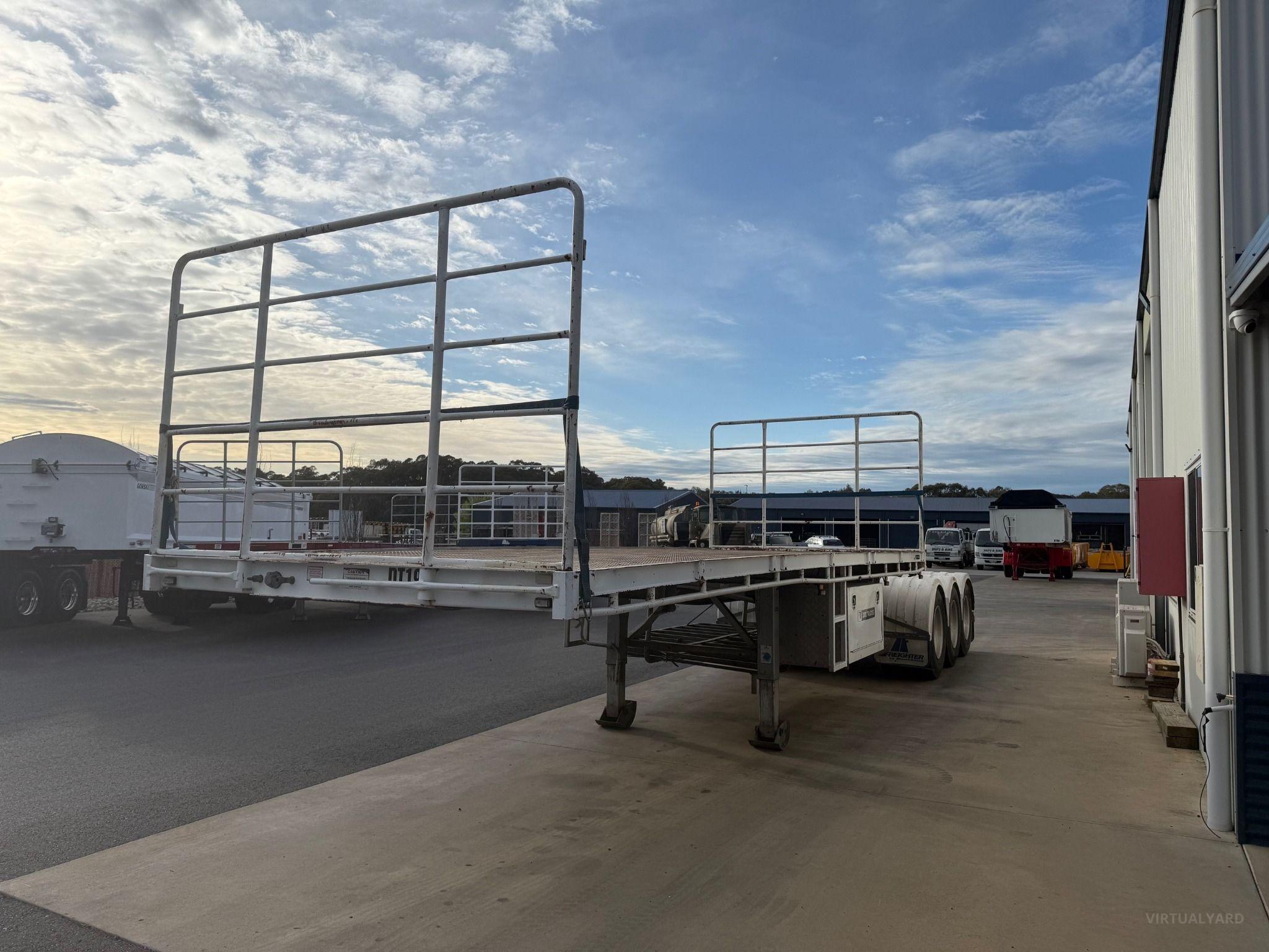Maxitrans TRI-AXLE A TRAILER