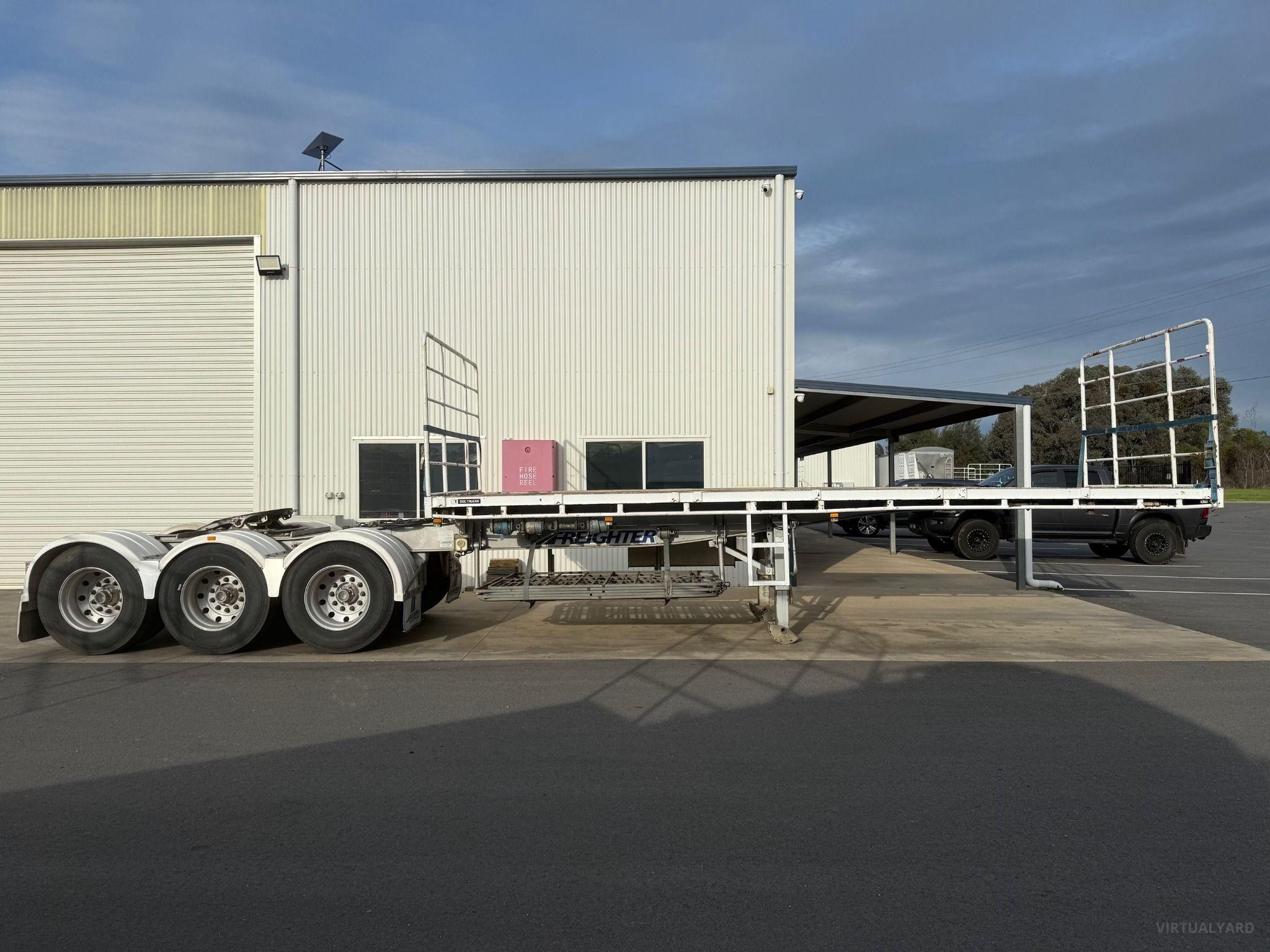 Maxitrans TRI-AXLE A TRAILER