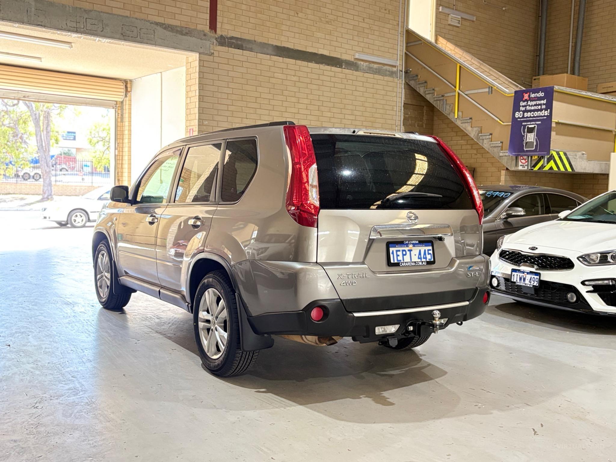 NISSAN X-TRAIL