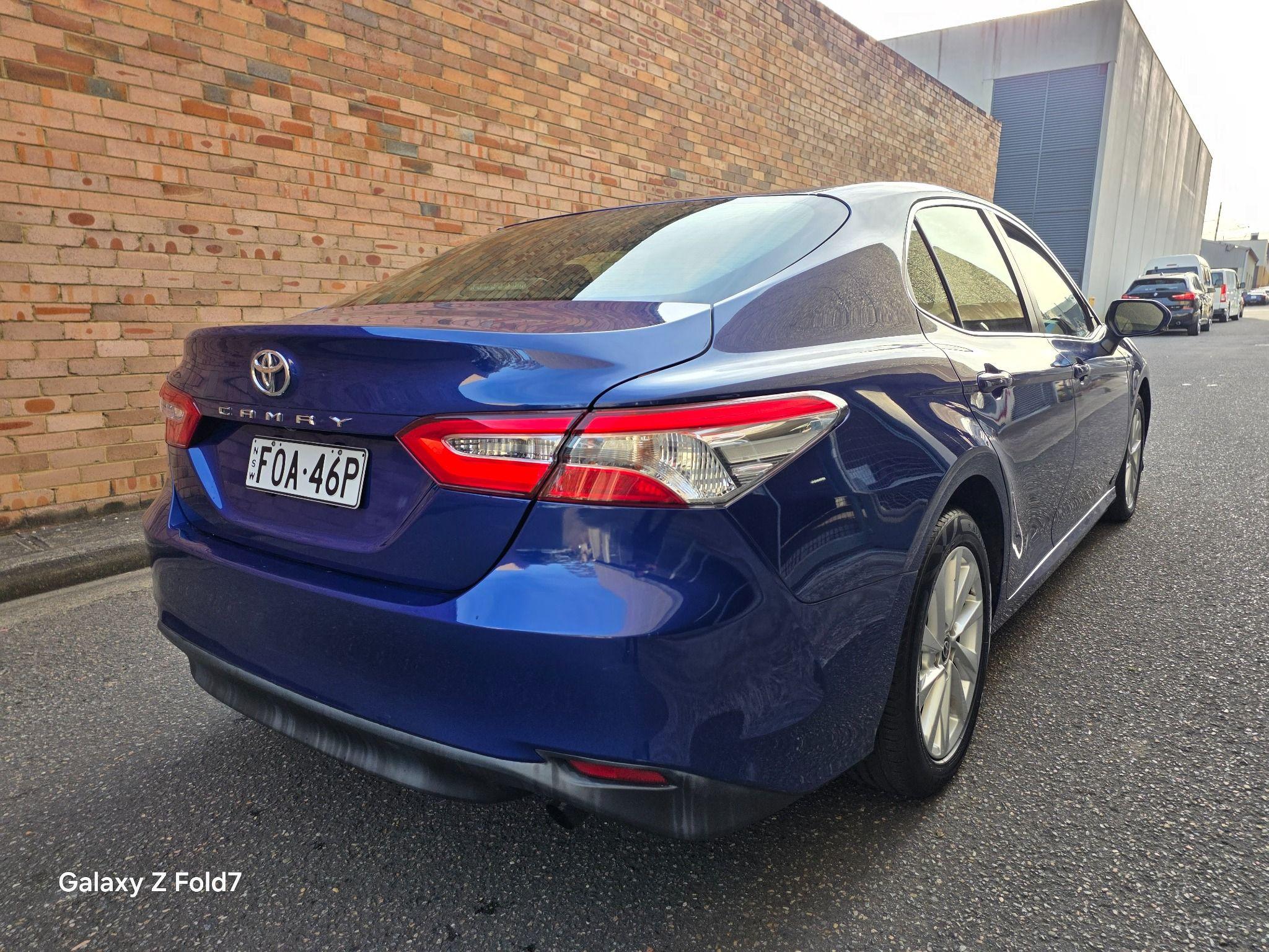 TOYOTA CAMRY