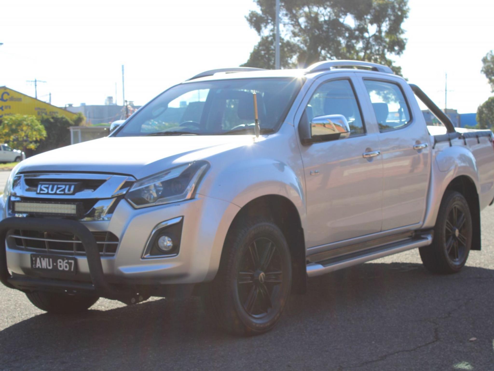 ISUZU D-MAX