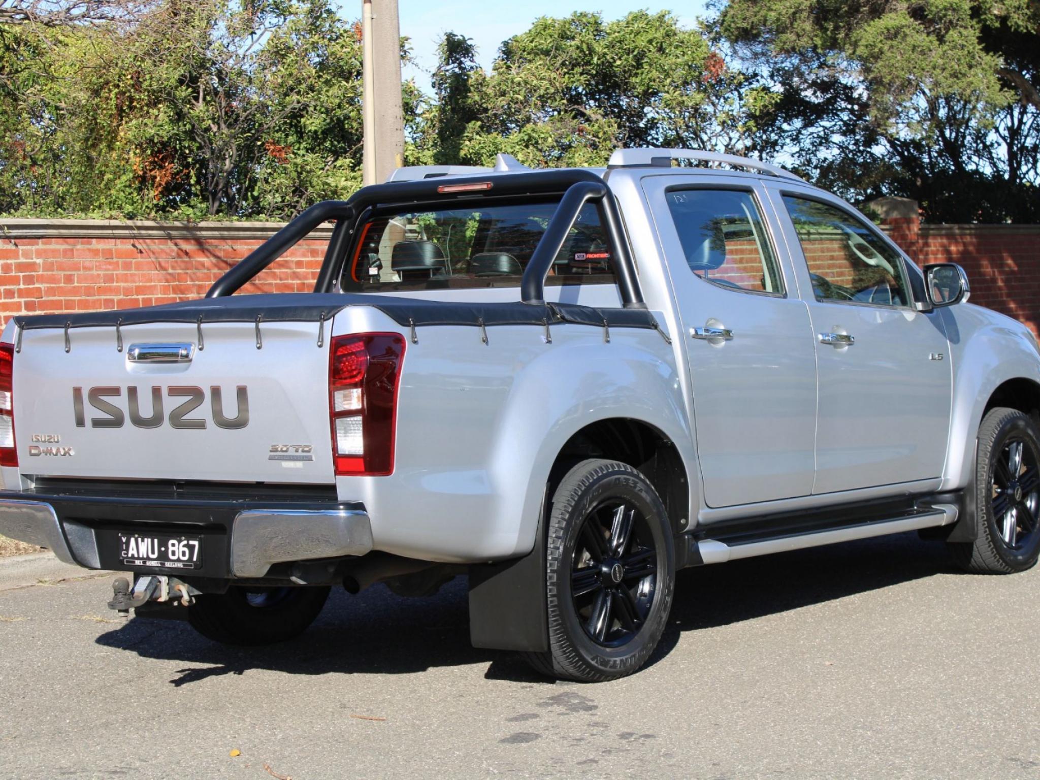 ISUZU D-MAX