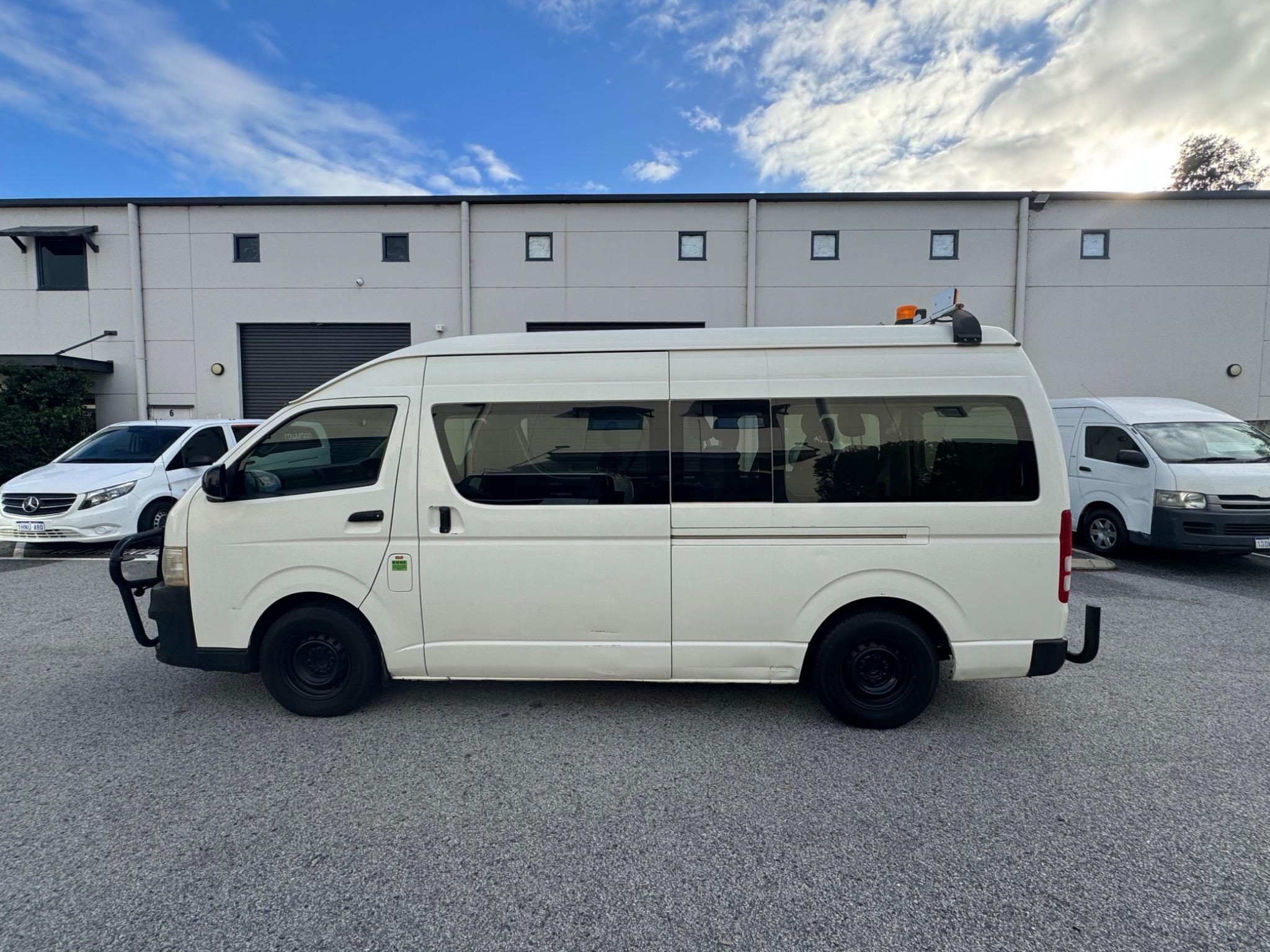 Kdh 200 Kdh Van 2012 Hiace KDH 200 Body Kits Enhance Your Commuter Van
