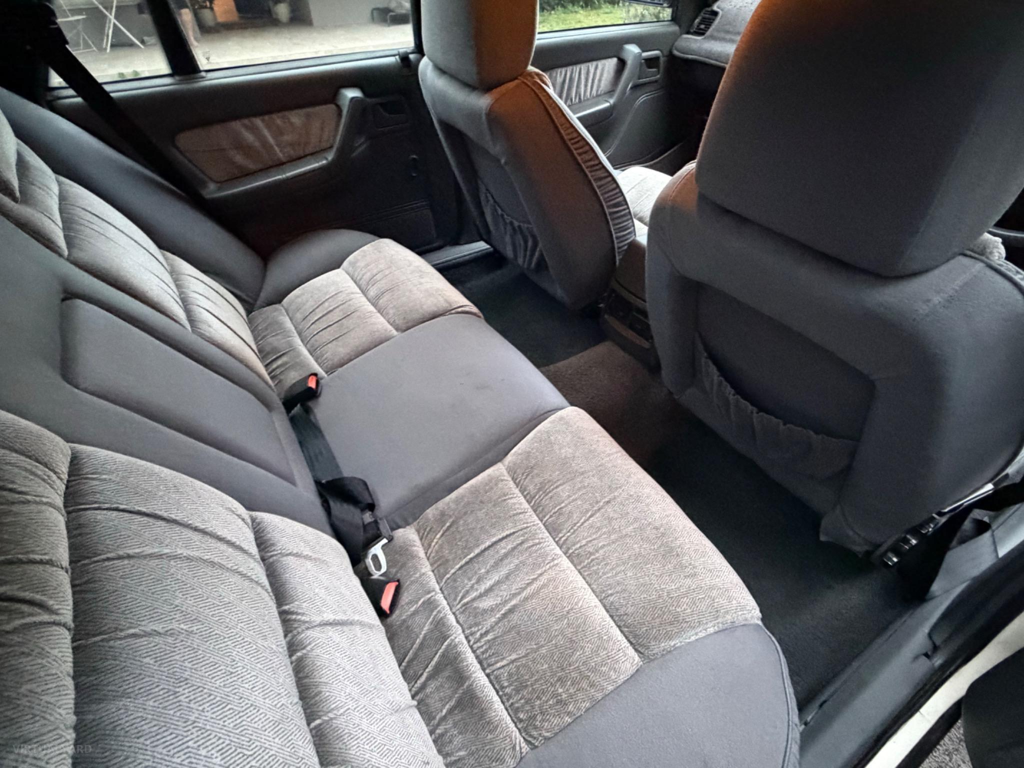 HOLDEN CALAIS