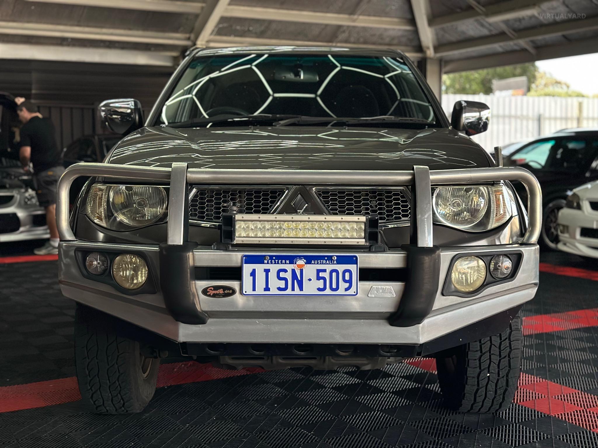 Mitsubishi Triton