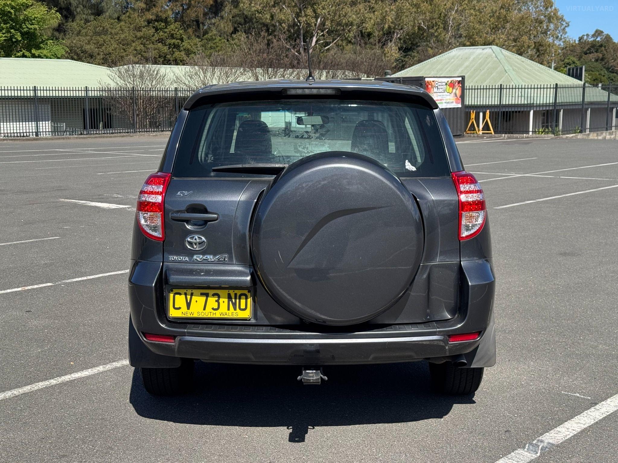 TOYOTA RAV4