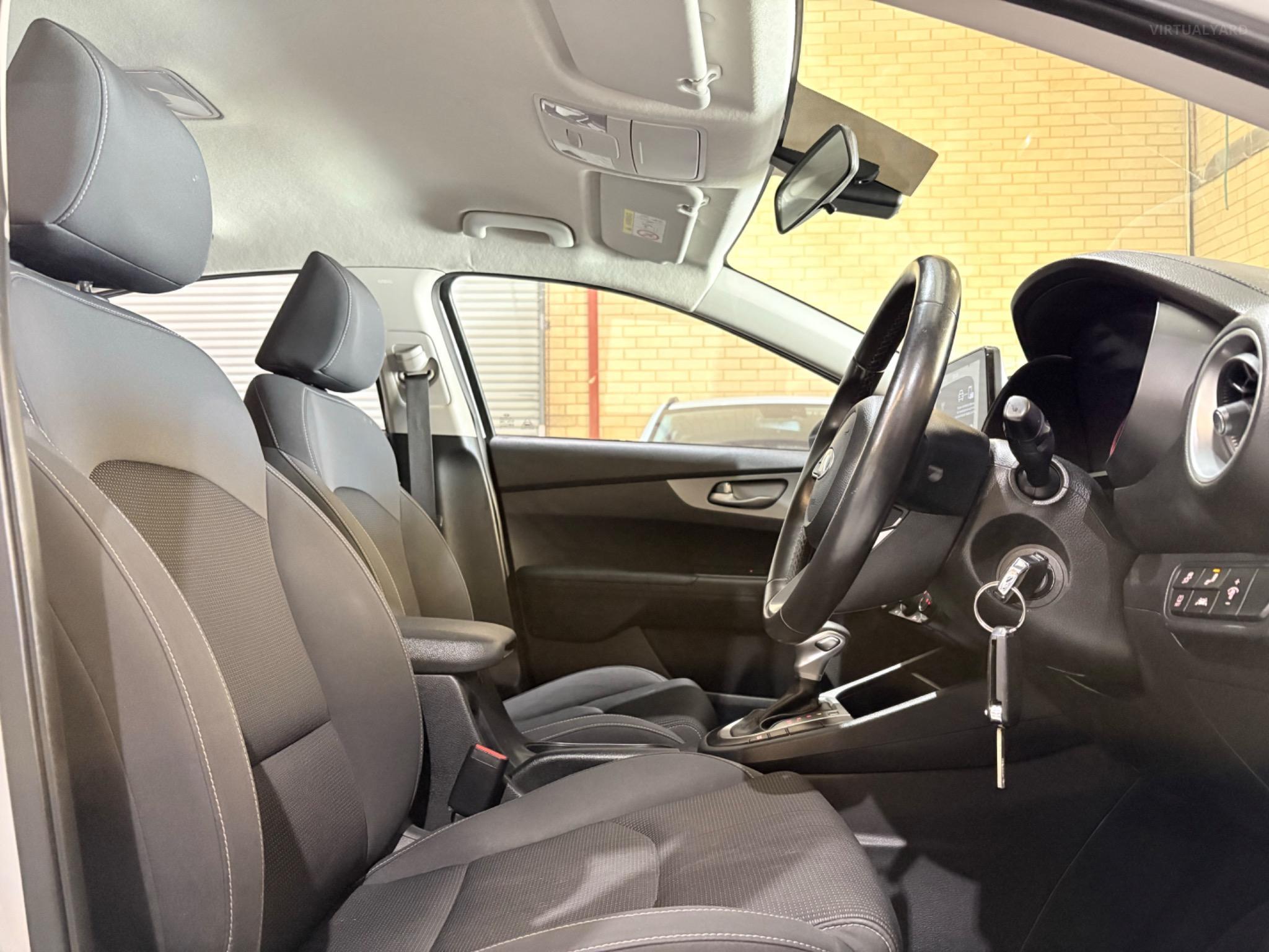 KIA CERATO
