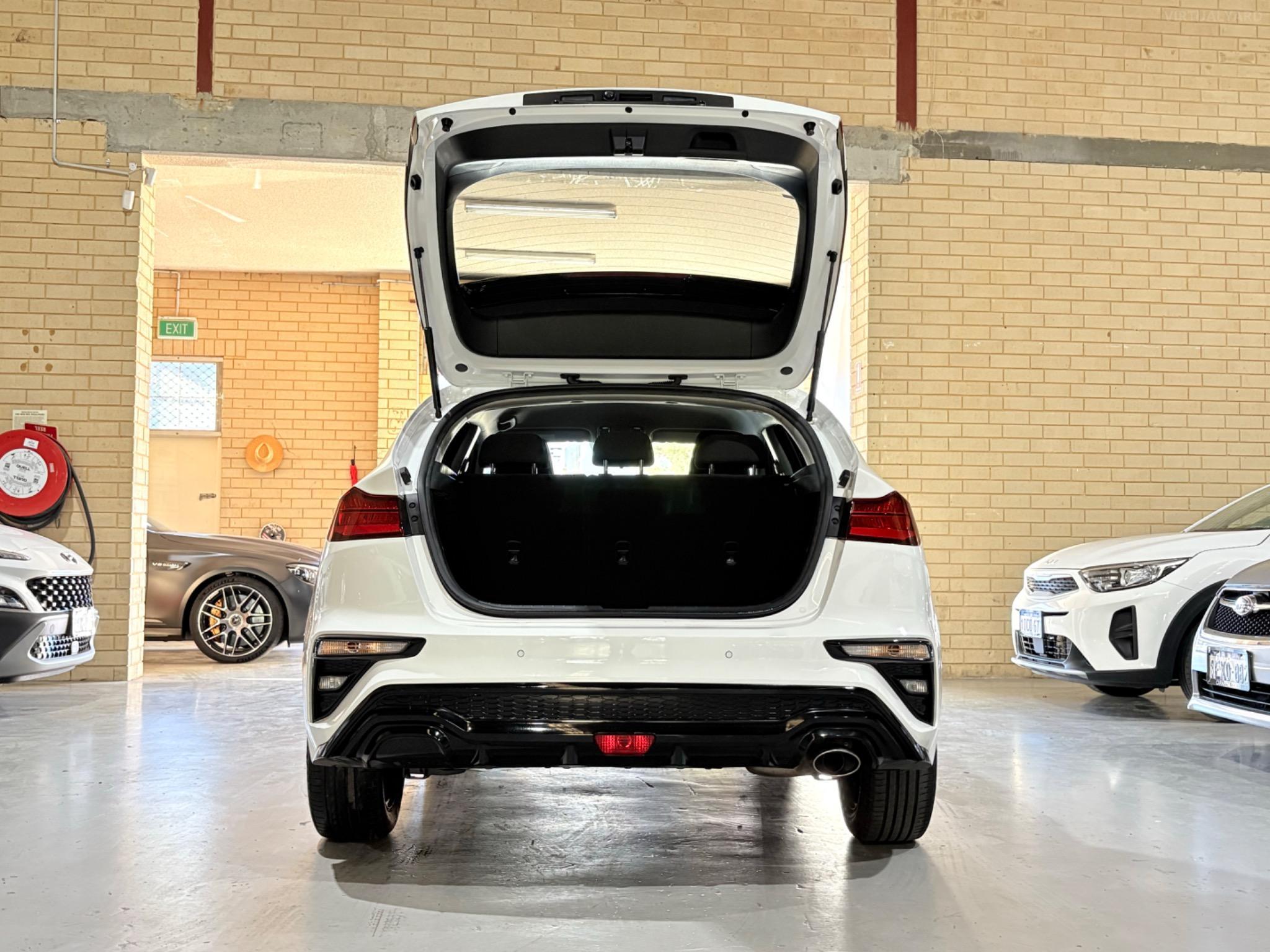 KIA CERATO