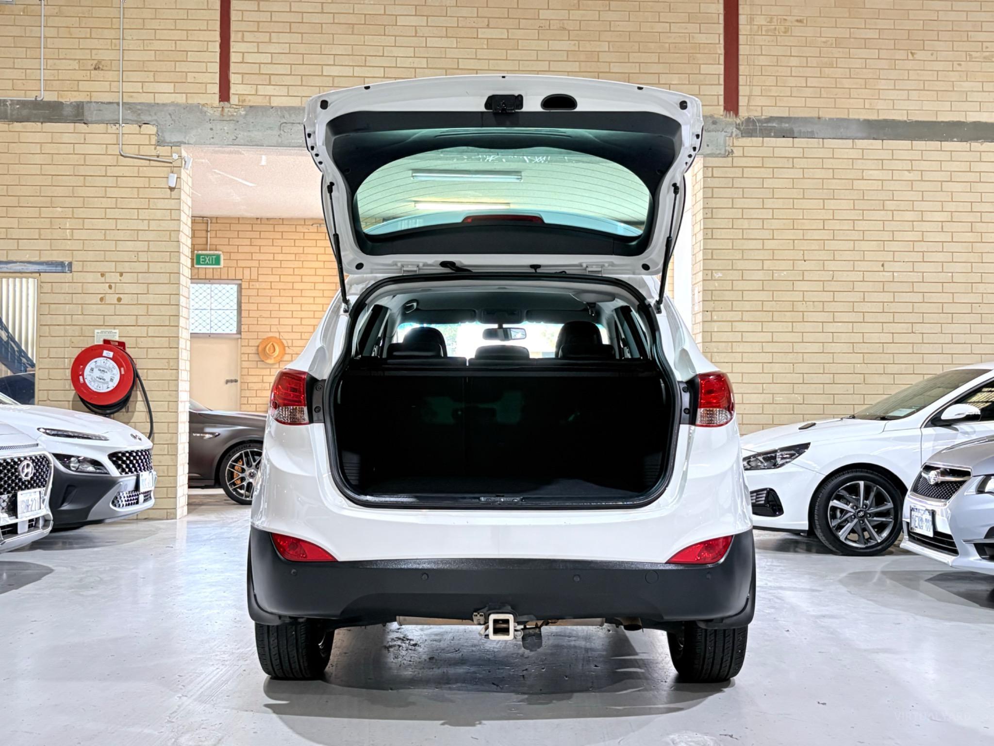 HYUNDAI iX35