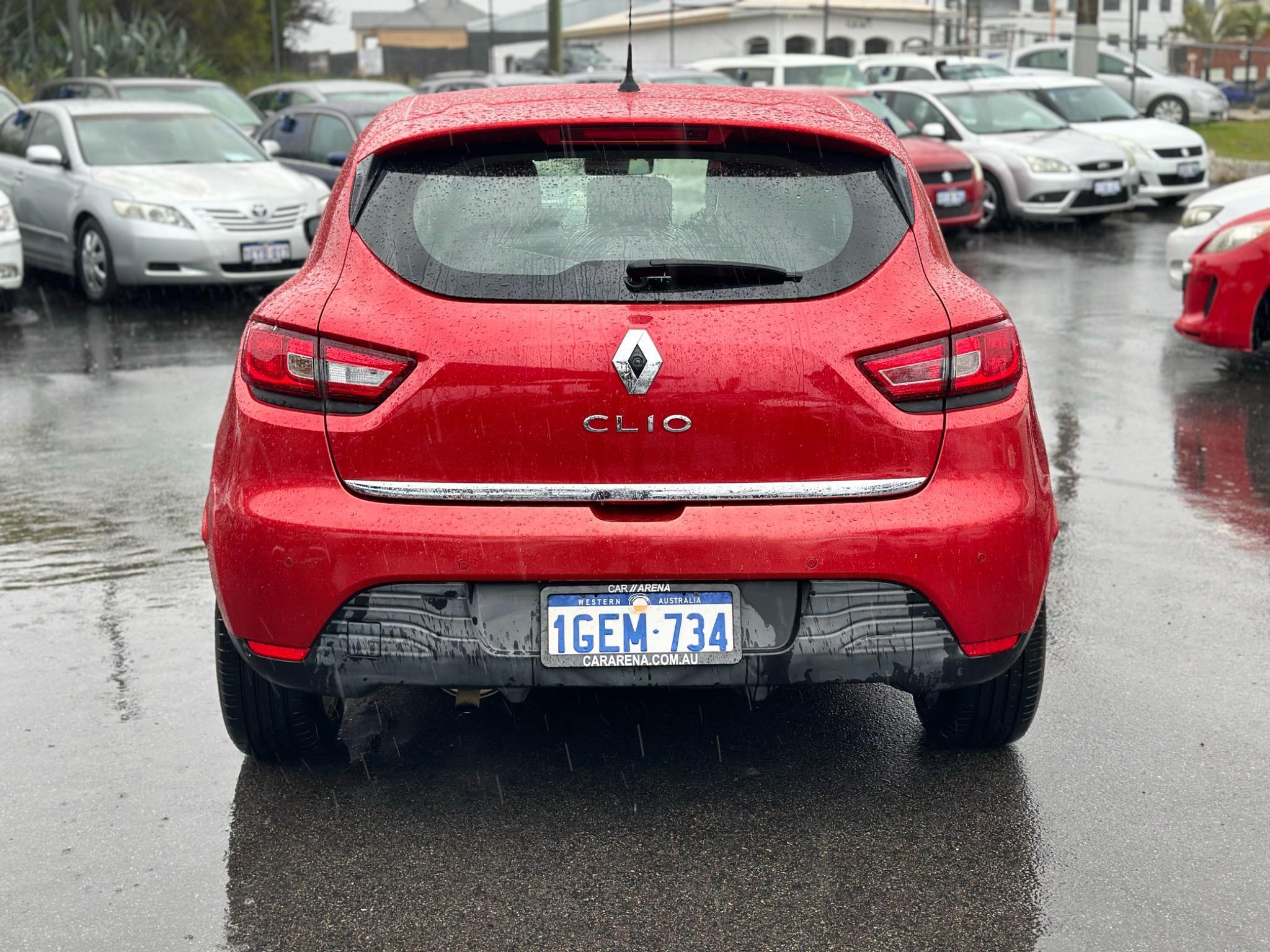 RENAULT CLIO