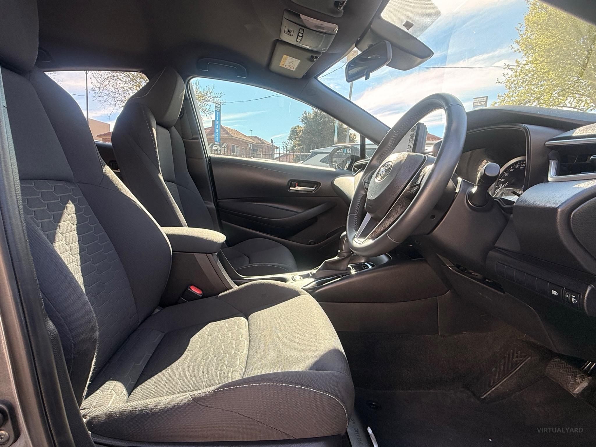 TOYOTA COROLLA