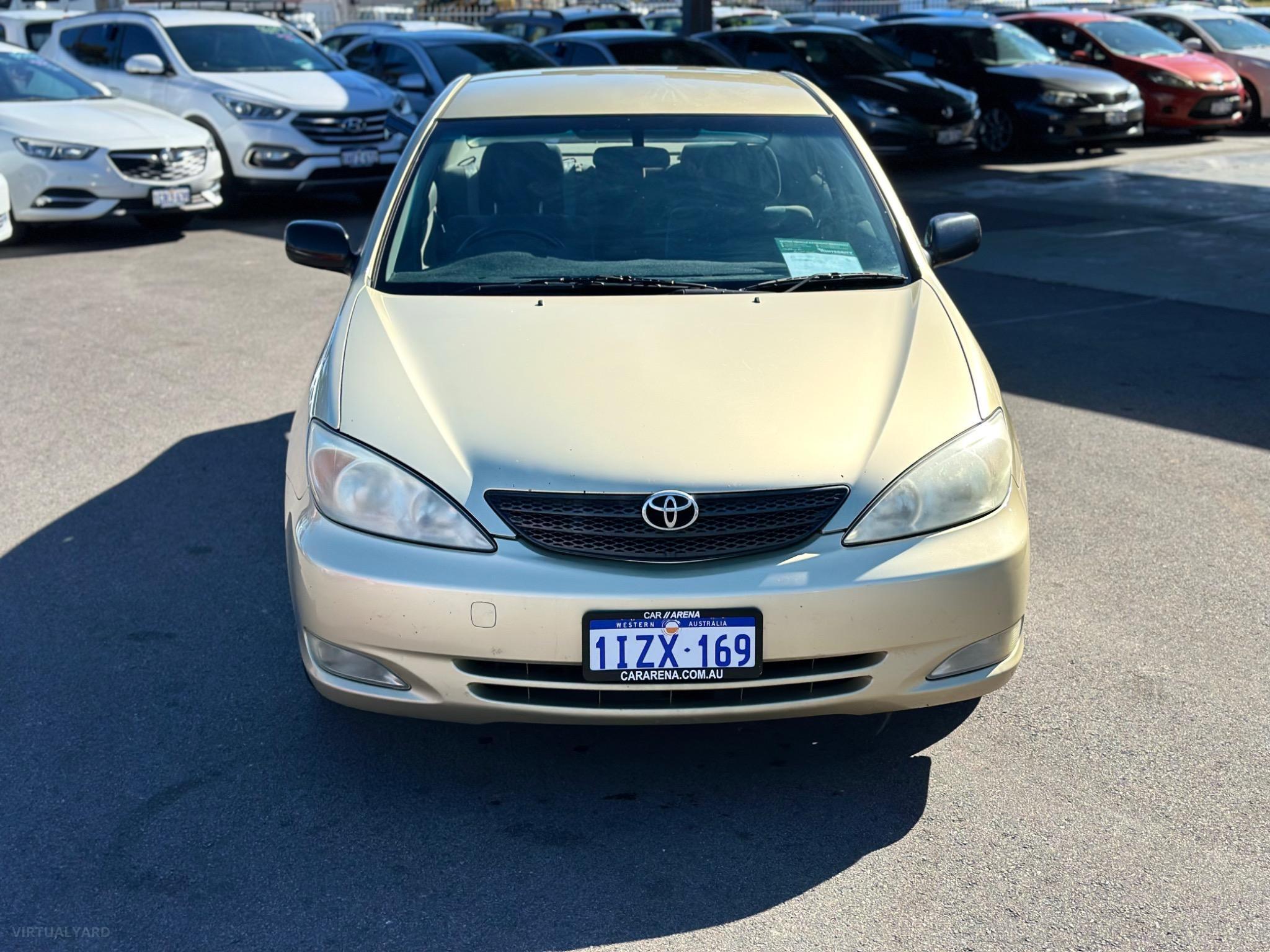TOYOTA CAMRY