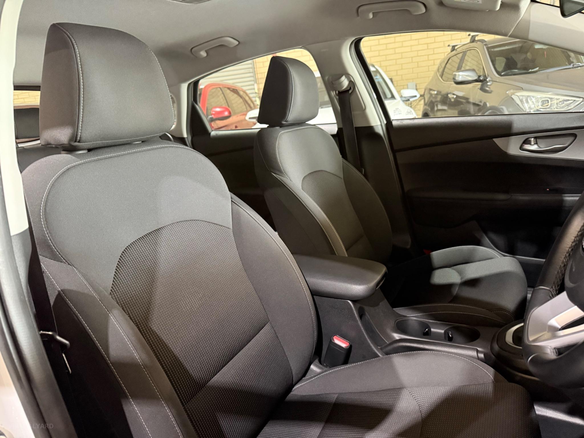 KIA CERATO