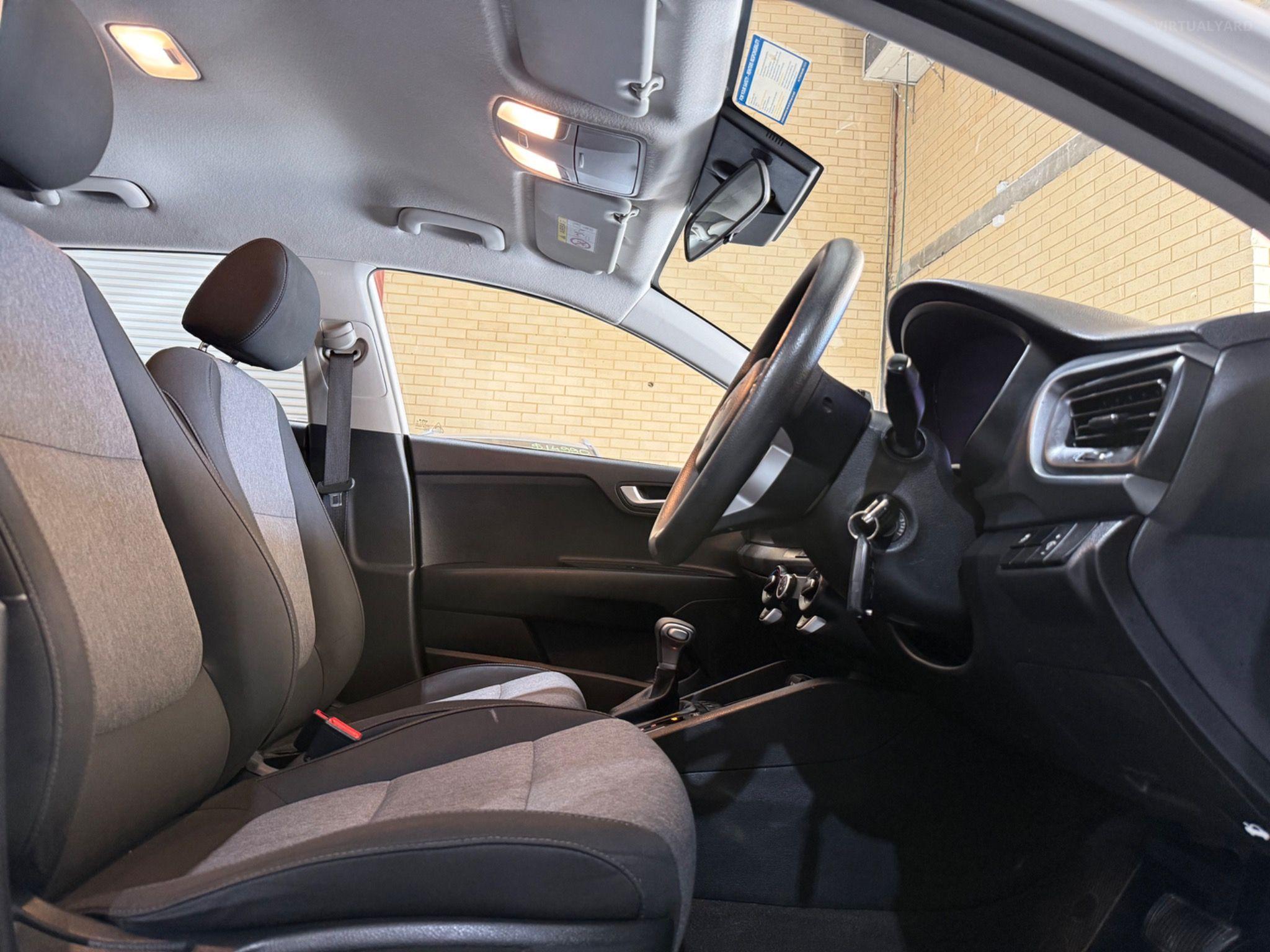 KIA STONIC