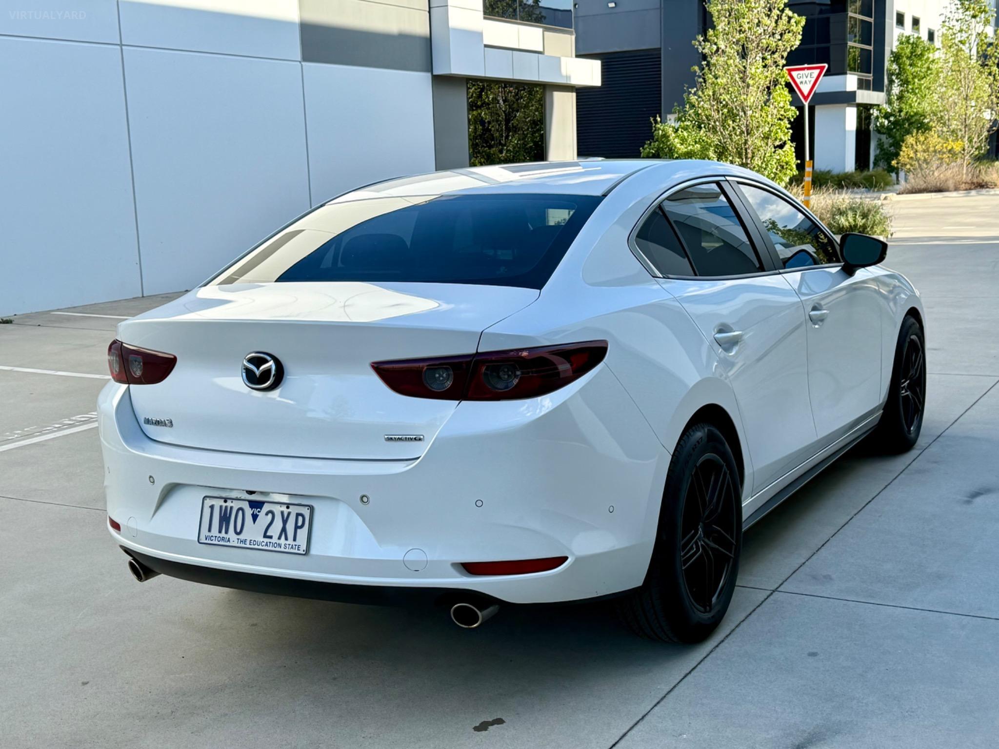 MAZDA MAZDA3