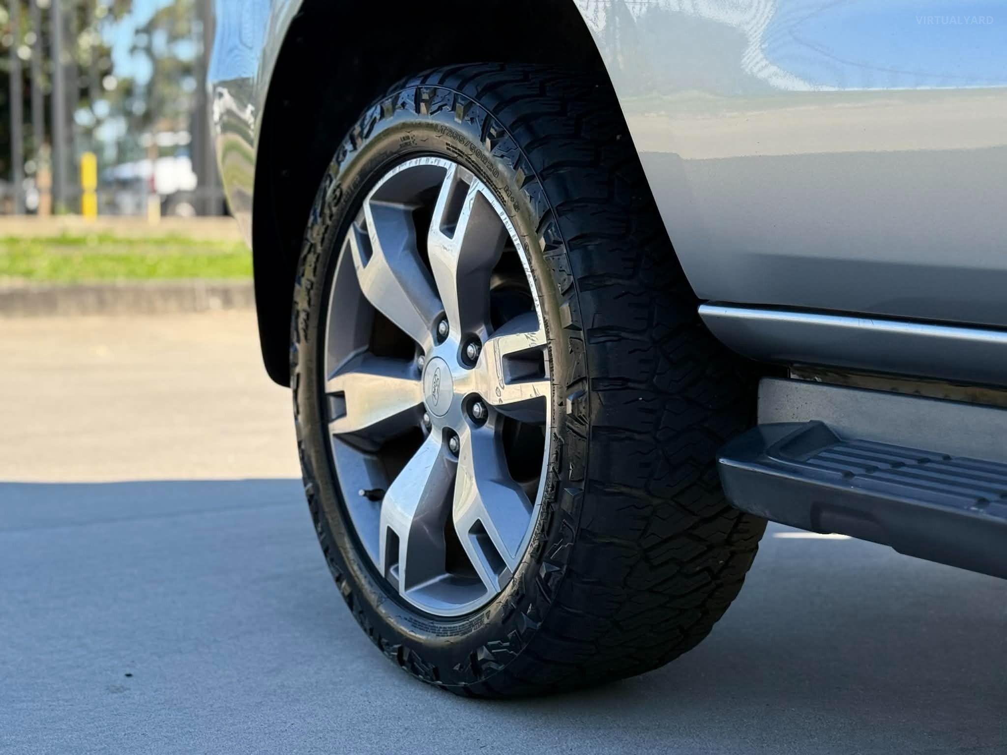 FORD EVEREST