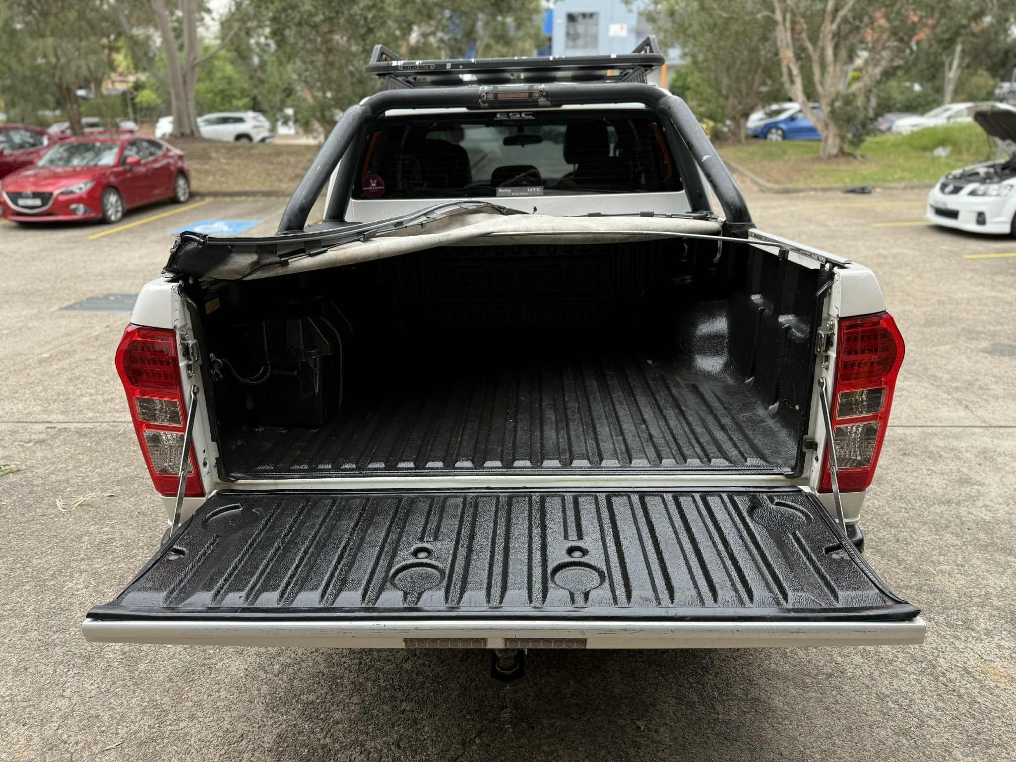 ISUZU D-MAX