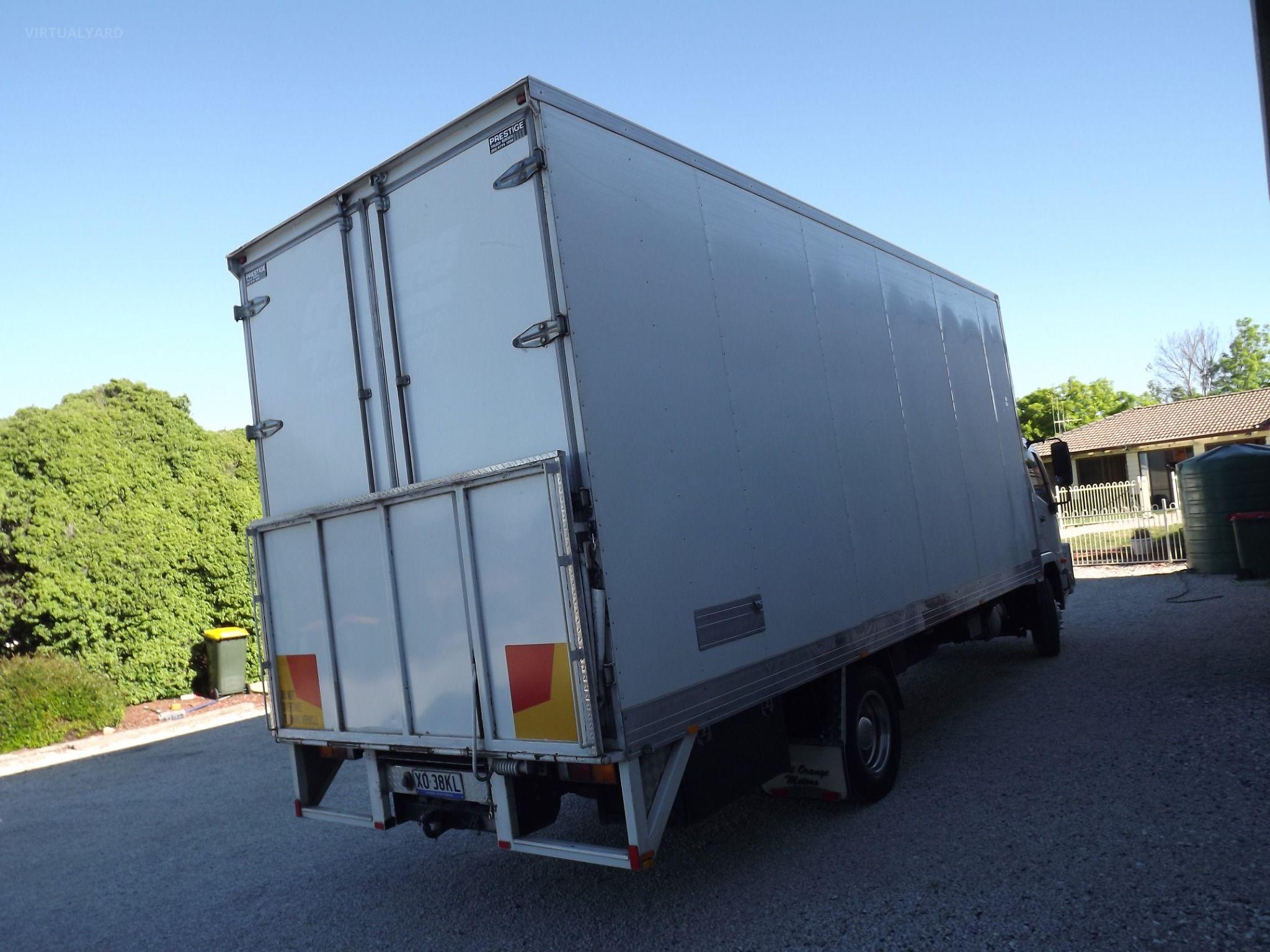 MITSUBISHI FUSO FIGHTER 1227