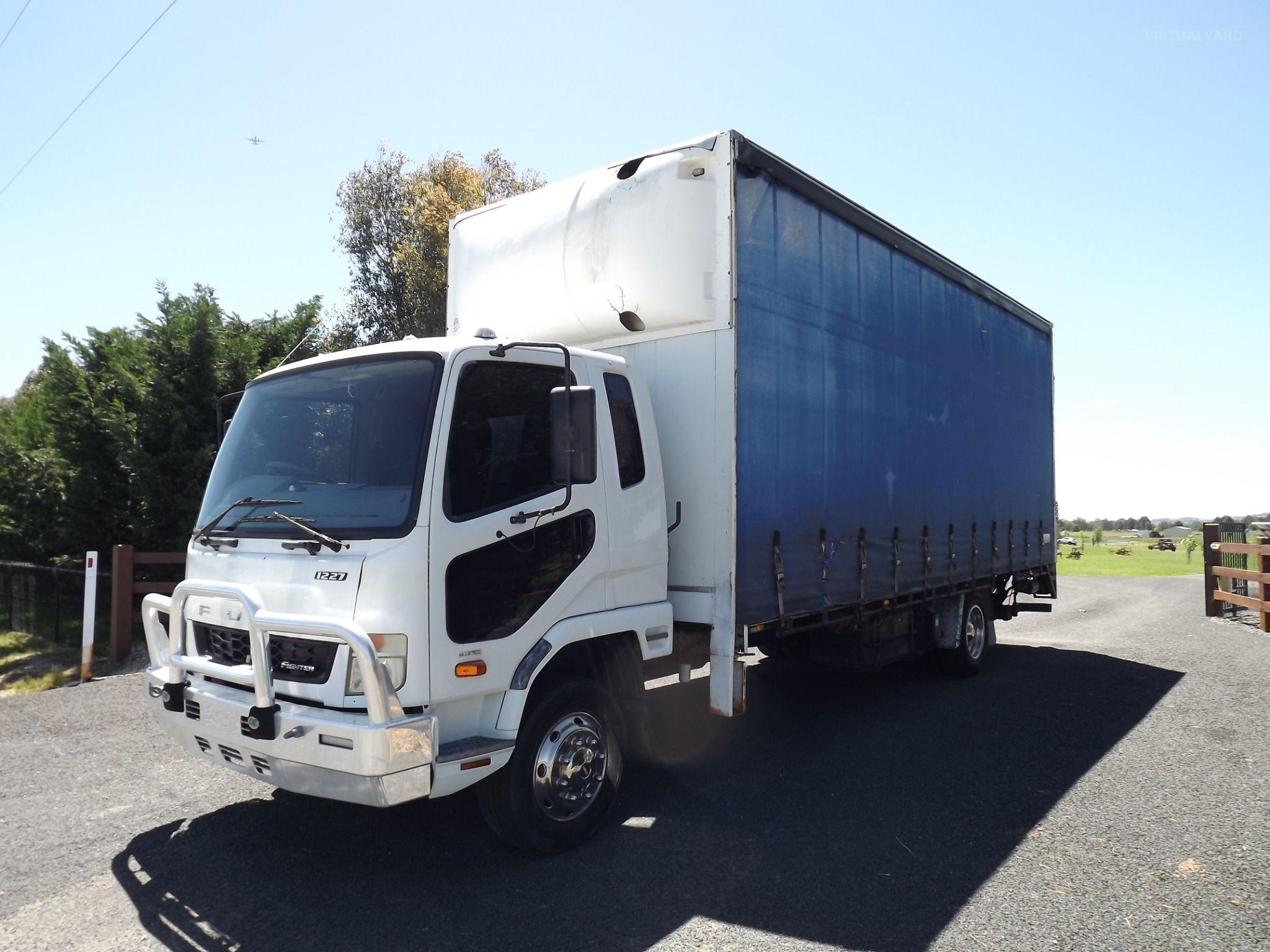 MITSUBISHI FUSO FIGHTER 1227