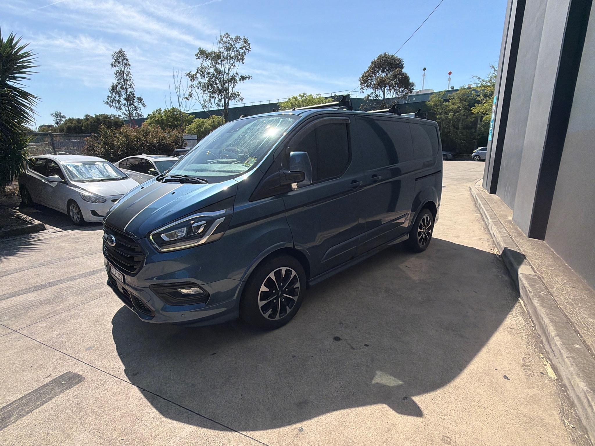 FORD TRANSIT CUSTOM VN MY20.50 320S SPORT VAN LOW ROOF SWB 4DR AUTO 6SP, 1046KG 2.0DT image 6
