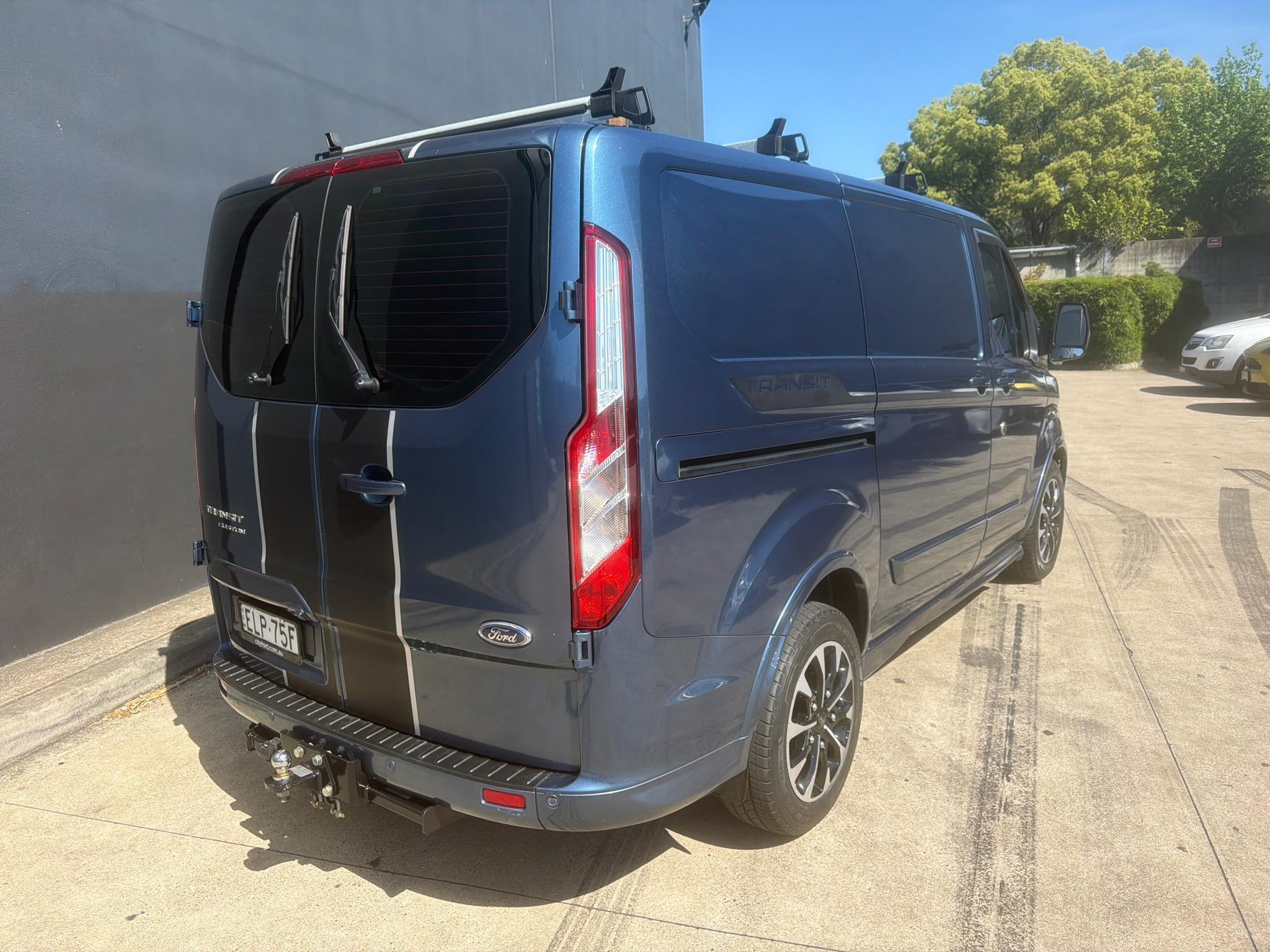 FORD TRANSIT CUSTOM VN MY20.50 320S SPORT VAN LOW ROOF SWB 4DR AUTO 6SP, 1046KG 2.0DT image 4
