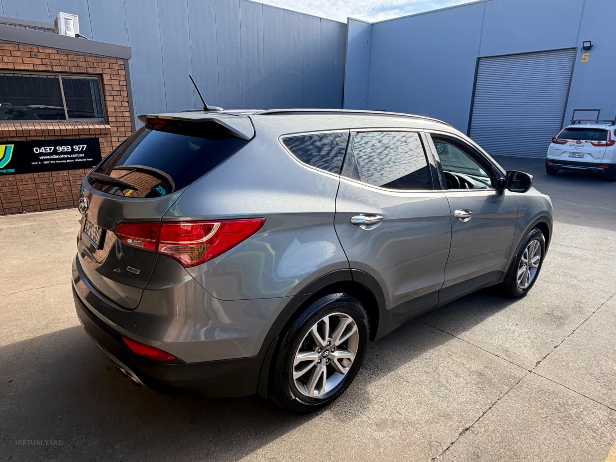 HYUNDAI SANTA FE