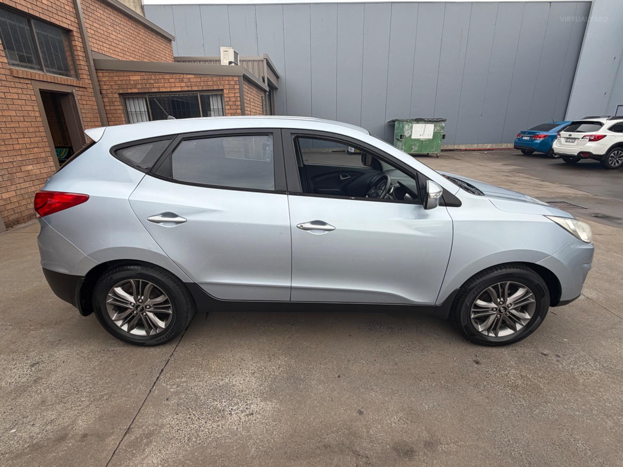 HYUNDAI iX35
