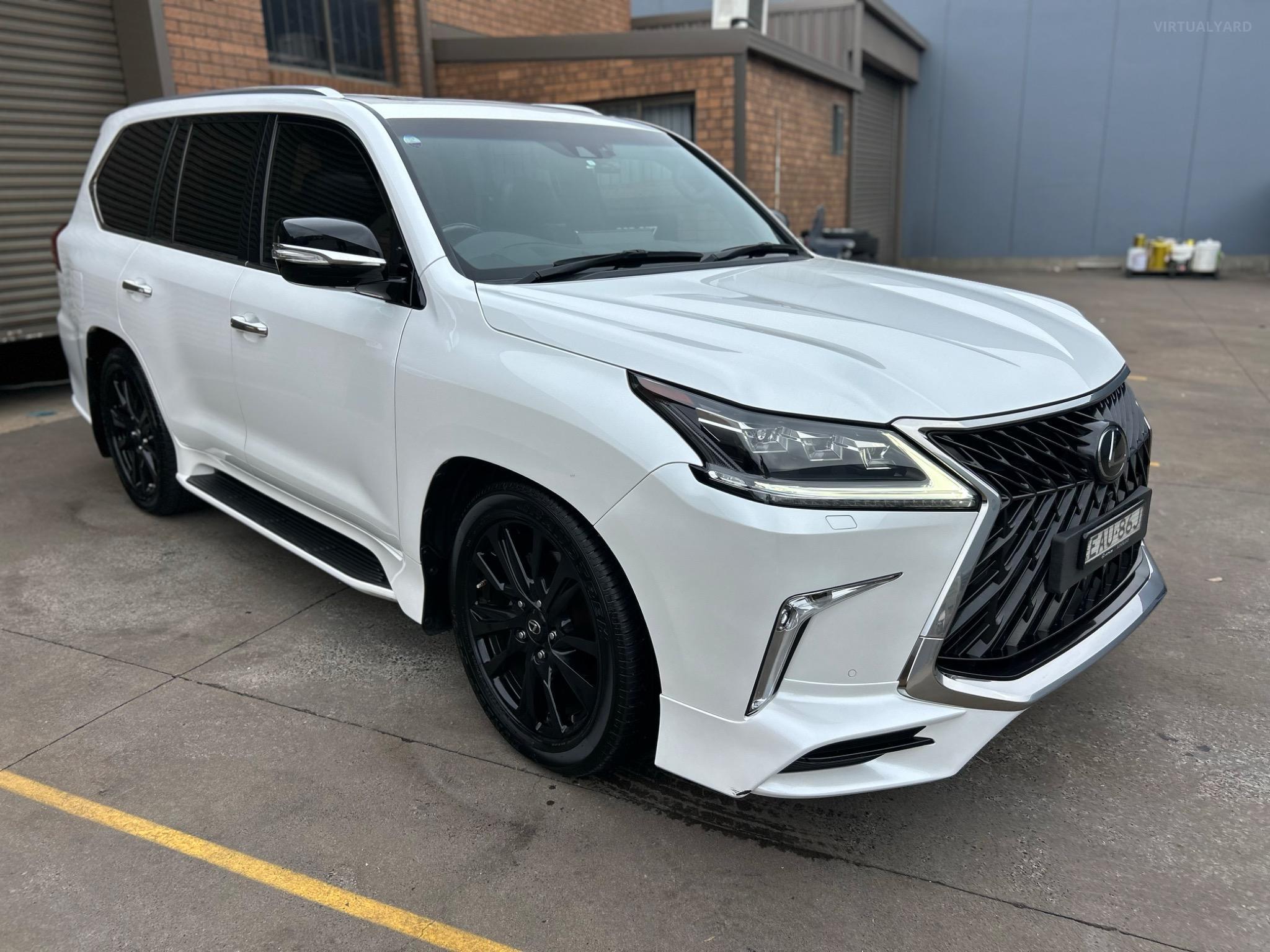 LEXUS LX570